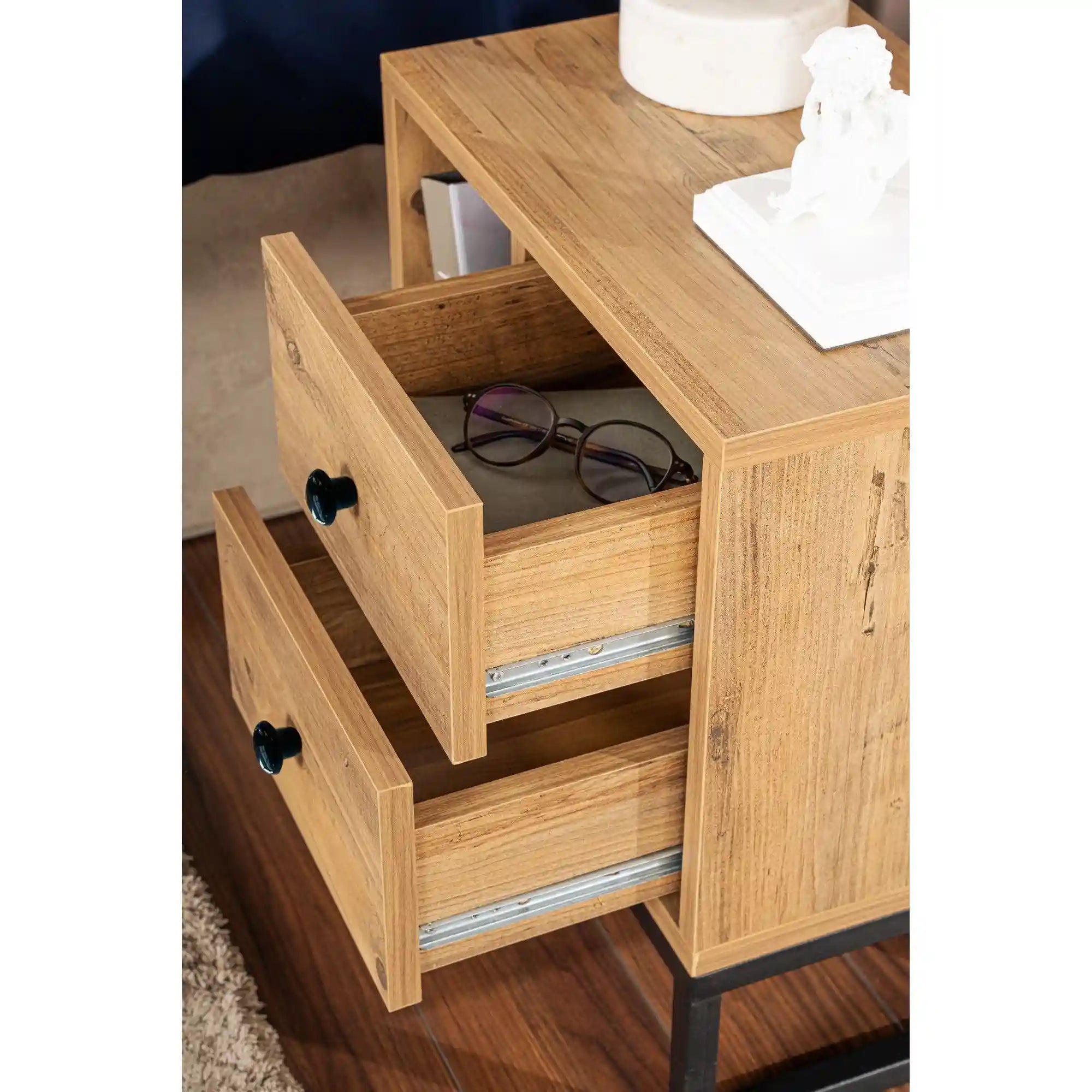 Noptiera GLIMMER, stejar/negru, PAL/metal, 46x30x50 cm