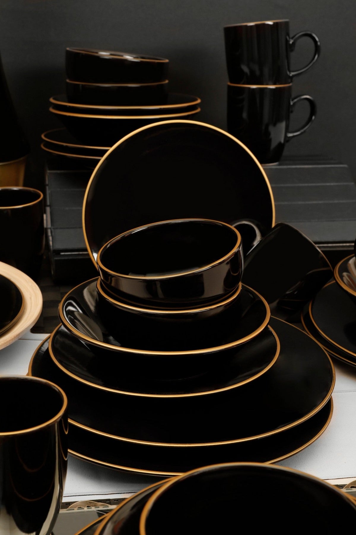 Set veselă ceramică (30 piese), TY040030F650A841600MAA4Y00, Negru