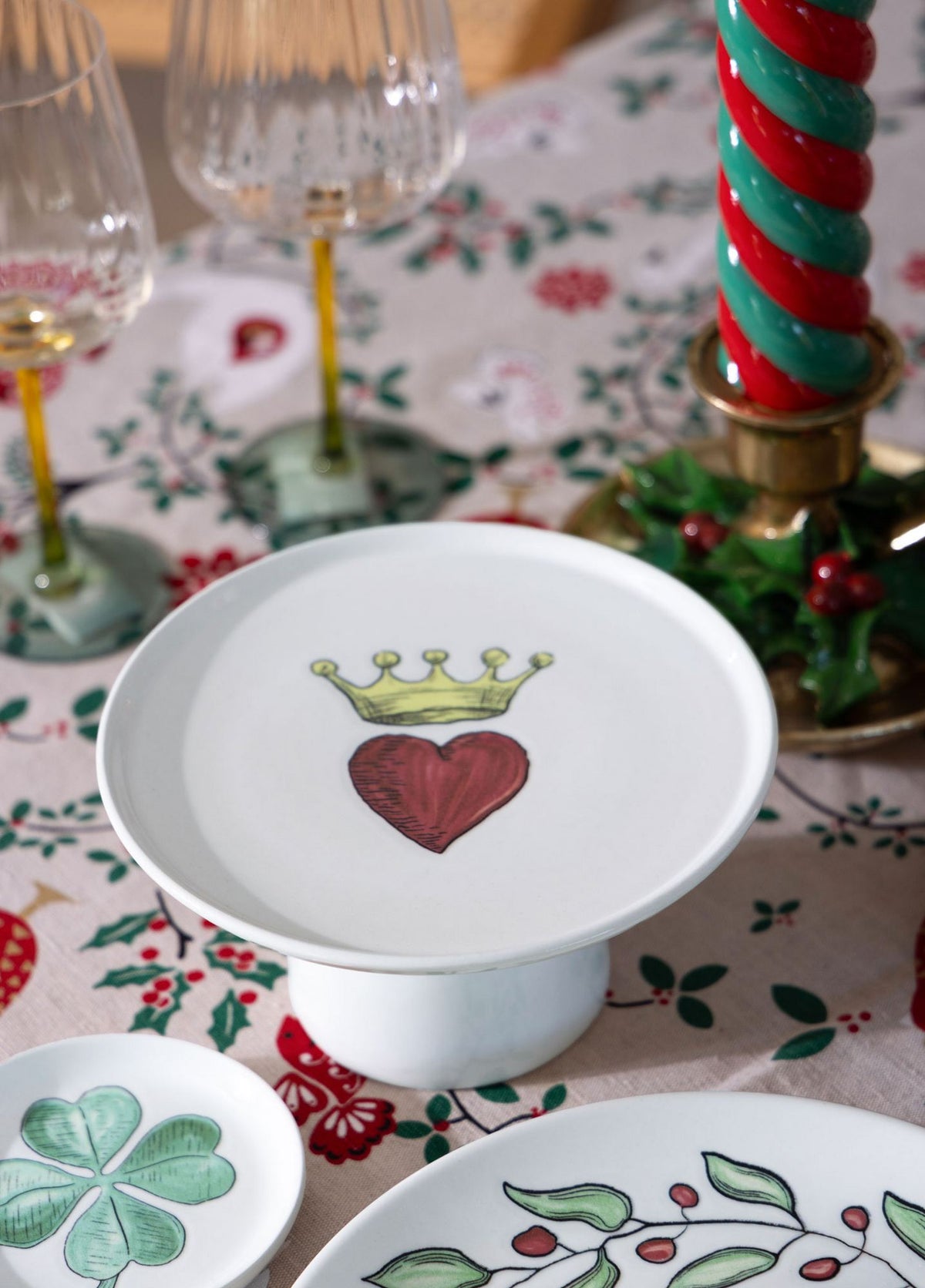 Set farfurii servire (6 piese), LUV0006, Alb / Roșu / Galben