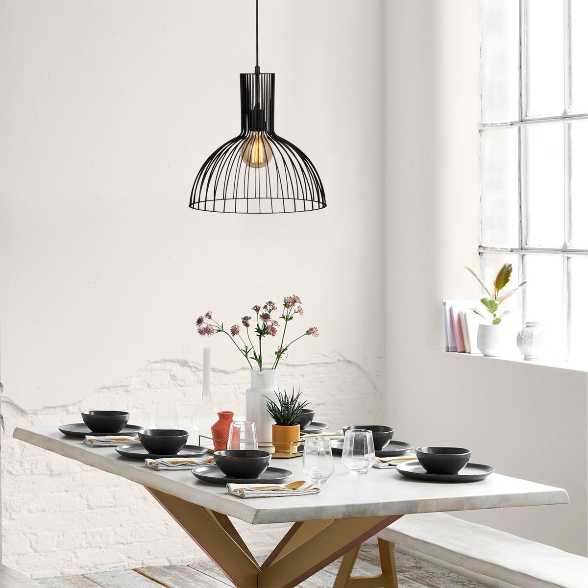Candelabru, Fellini - MR - 672, Negru