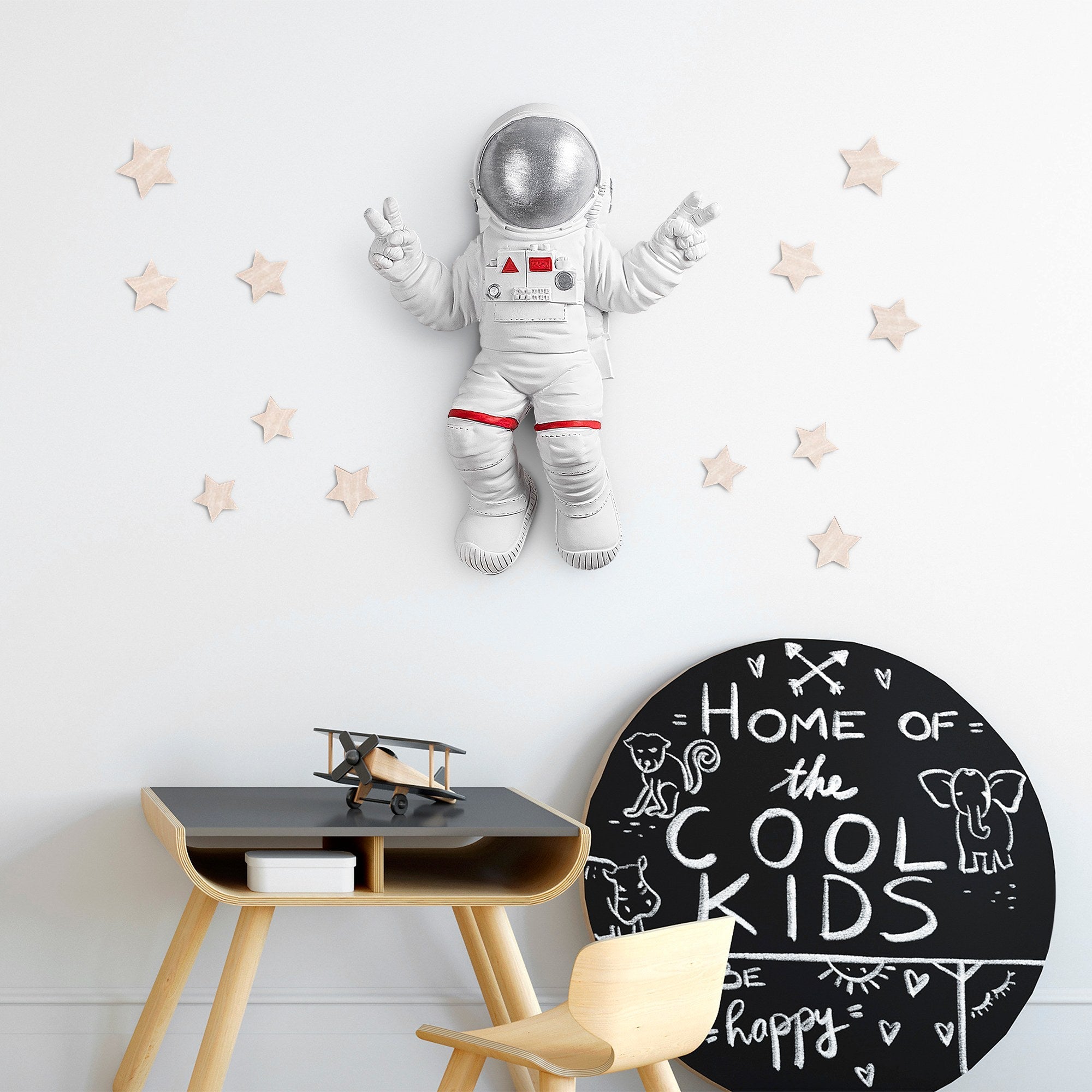 Accesoriu decorativ de perete, Peace Sign Astronaut - 2, Alb / Gri