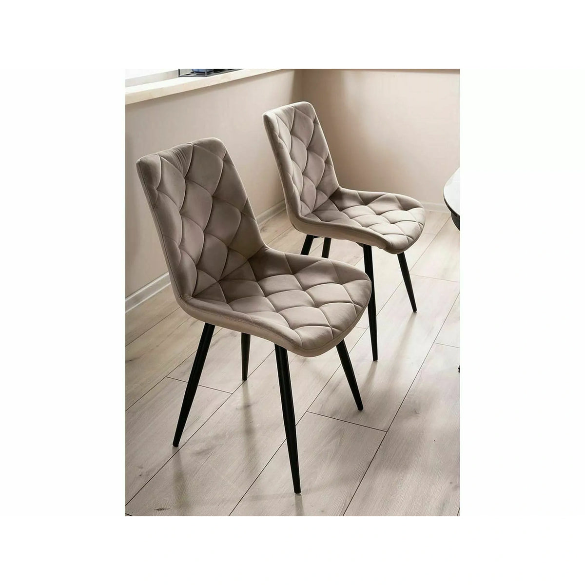 Scaun bej tapitat RALPH, stofa catifelata/metal, 51x42x88 cm