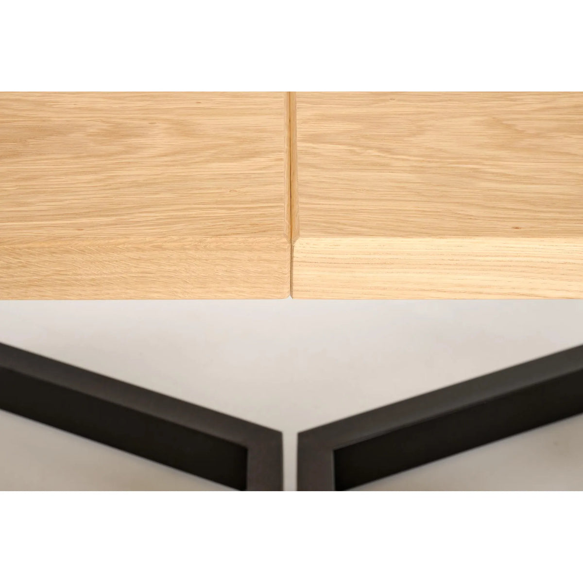 Masa extensibila MASSIVE 2, stejar natural/negru, PAL furniruit/otel, 160-250x90x77 cm
