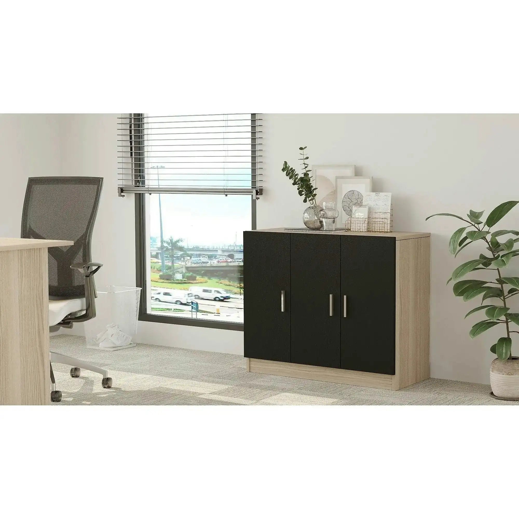 Comoda 956LCS1502, stejar/negru, PAL melaminat, 89x38x74 cm