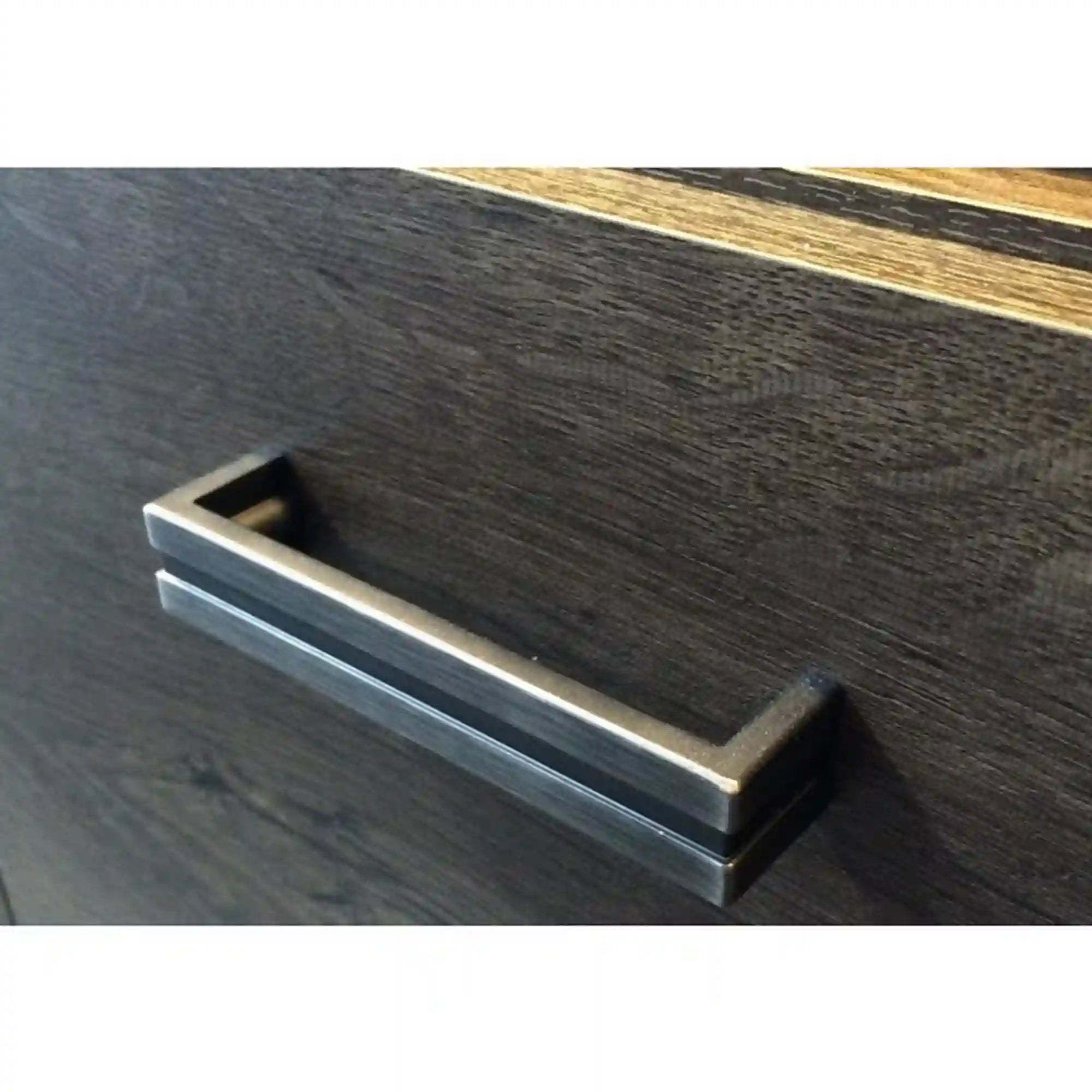 Comoda INDIANAPOLIS I6, frasin inchis, PAL laminat, cu 2 sertare, 2 usi si iluminare led, 76x42x127 cm