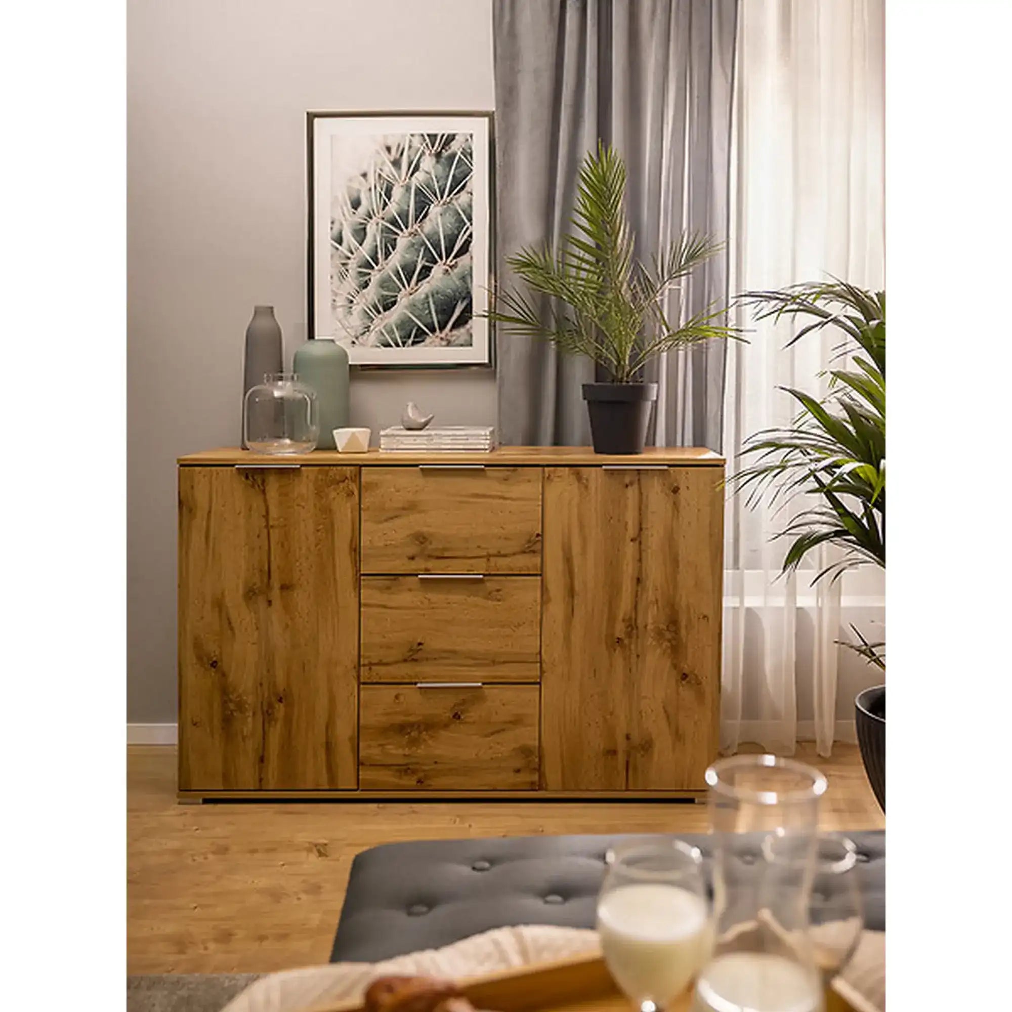 Comoda ZELE, stejar wotan, PAL laminat, 135x41x86 cm