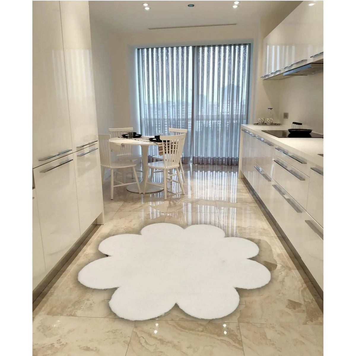 Covor DAISY PLUSH, 80x80 cm, forma atipica, poliester, alb