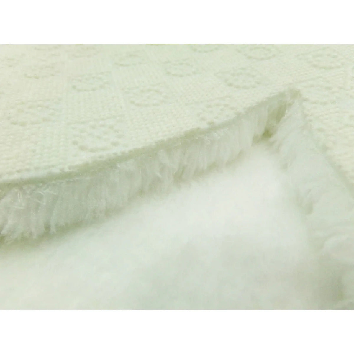 Covor DAISY PLUSH, 80x80 cm, forma atipica, poliester, alb