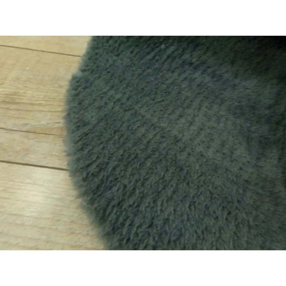 Covor DAISY PLUSH, 80x80 cm, forma atipica, poliester, verde