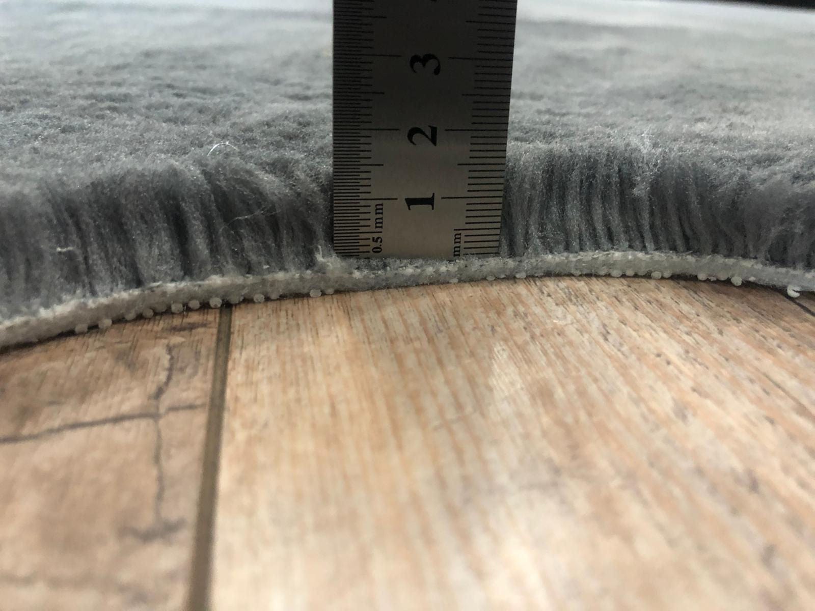 Covor POST PLUSH, 60x90 cm, forma atipica, poliester, gri inchis