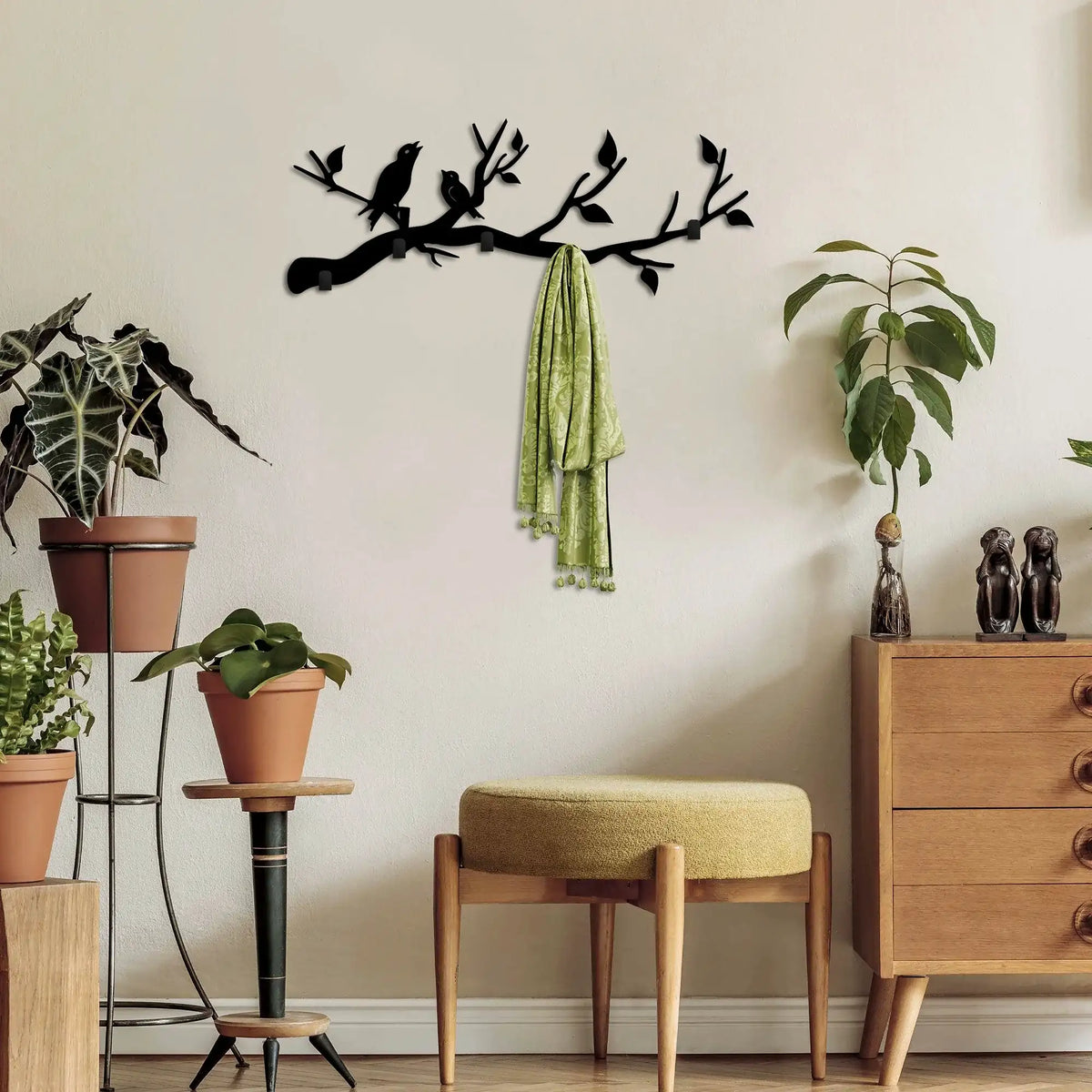 Cuier de perete ESCAPED BIRDS, negru, metal, 67x27 cm