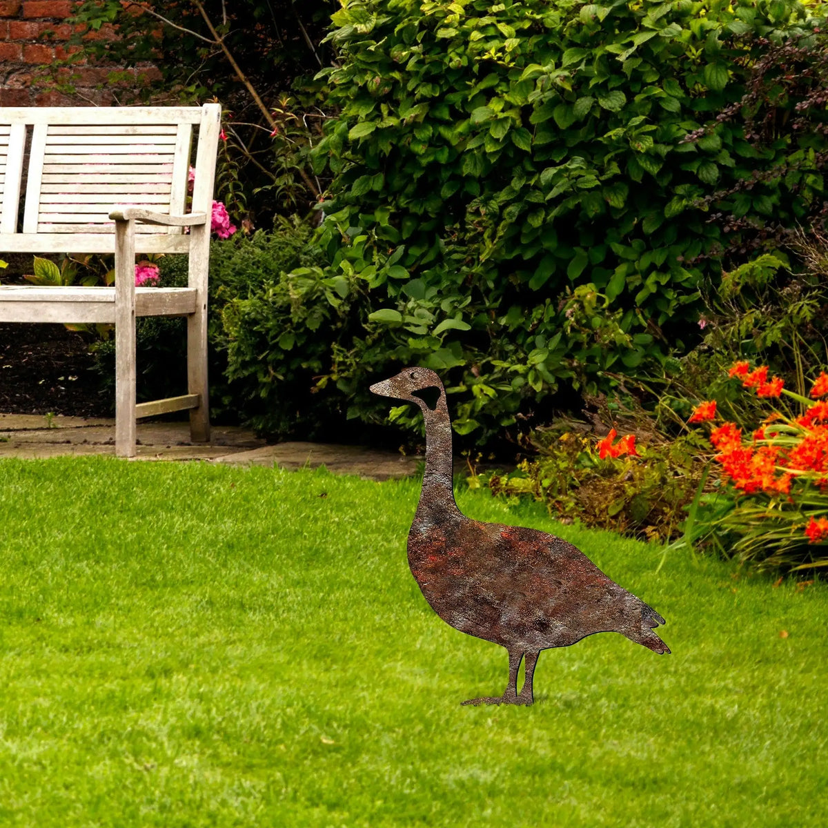Decoratiune gradina GOOSE A-01, maro, metal, 44x49 cm