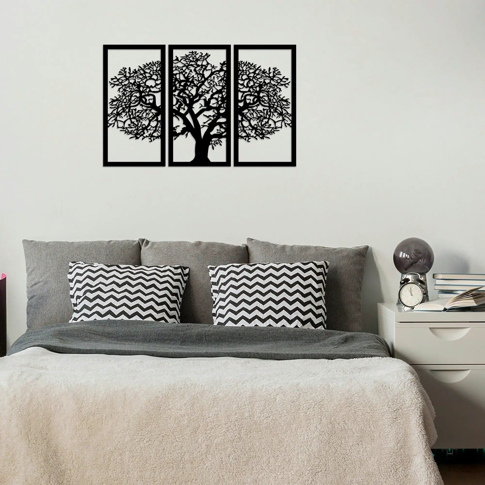 Decoratiune perete AGAC 5, negru, lemn, 105x66 cm