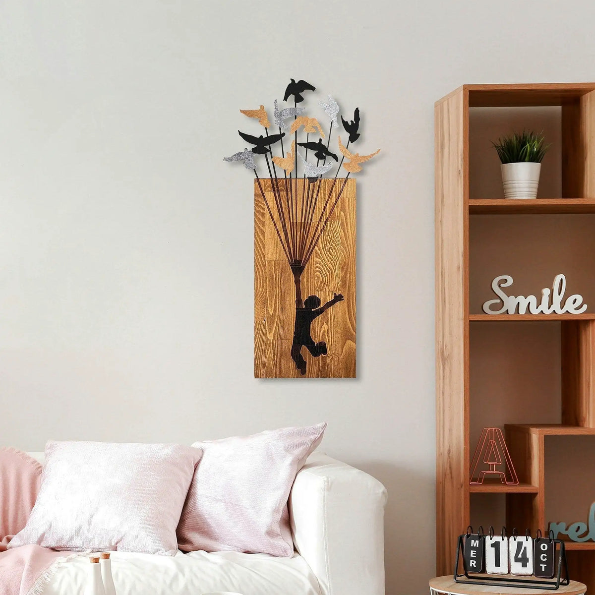 Decoratiune perete FLYING BOY 2, stejar/negru, lemn/metal, 45x86 cm