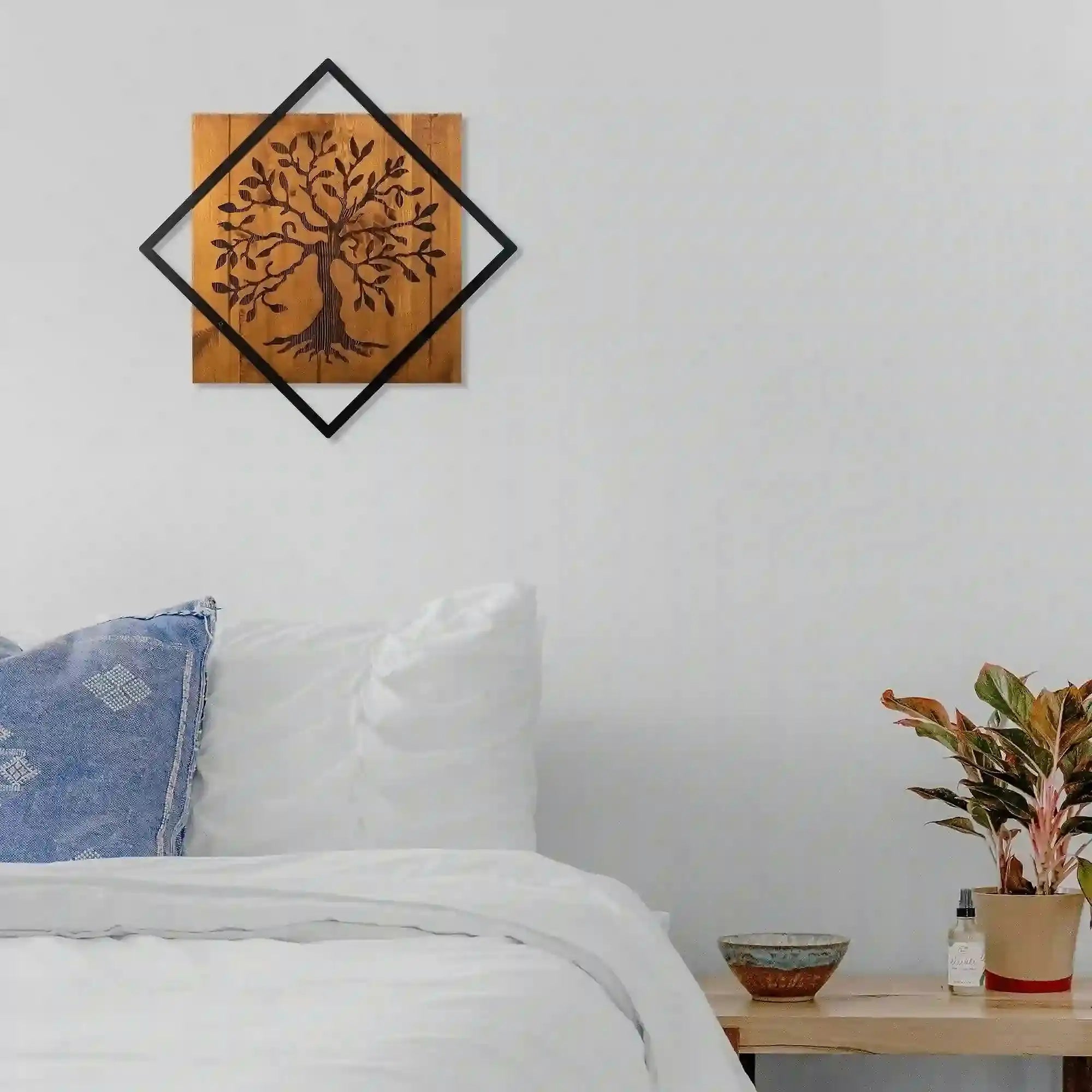 Decoratiune perete TREE, nuc/negru, lemn/metal, 54x54 cm