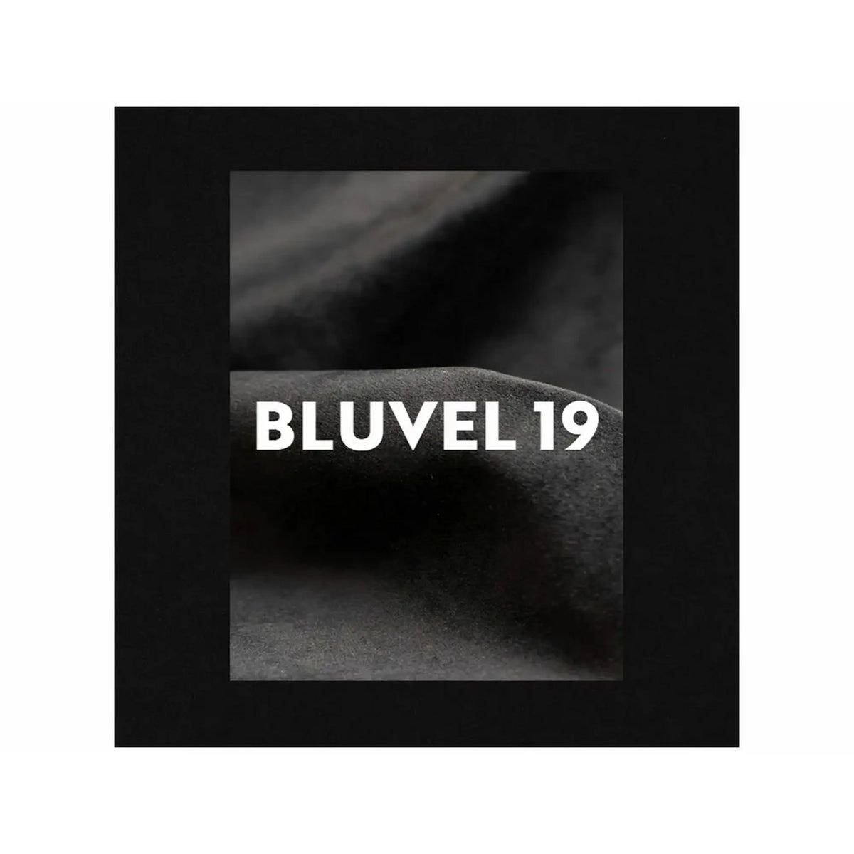 Taburet HESTIA, stofa catifelata negru - Bluvel 19, 100x50x46 cm