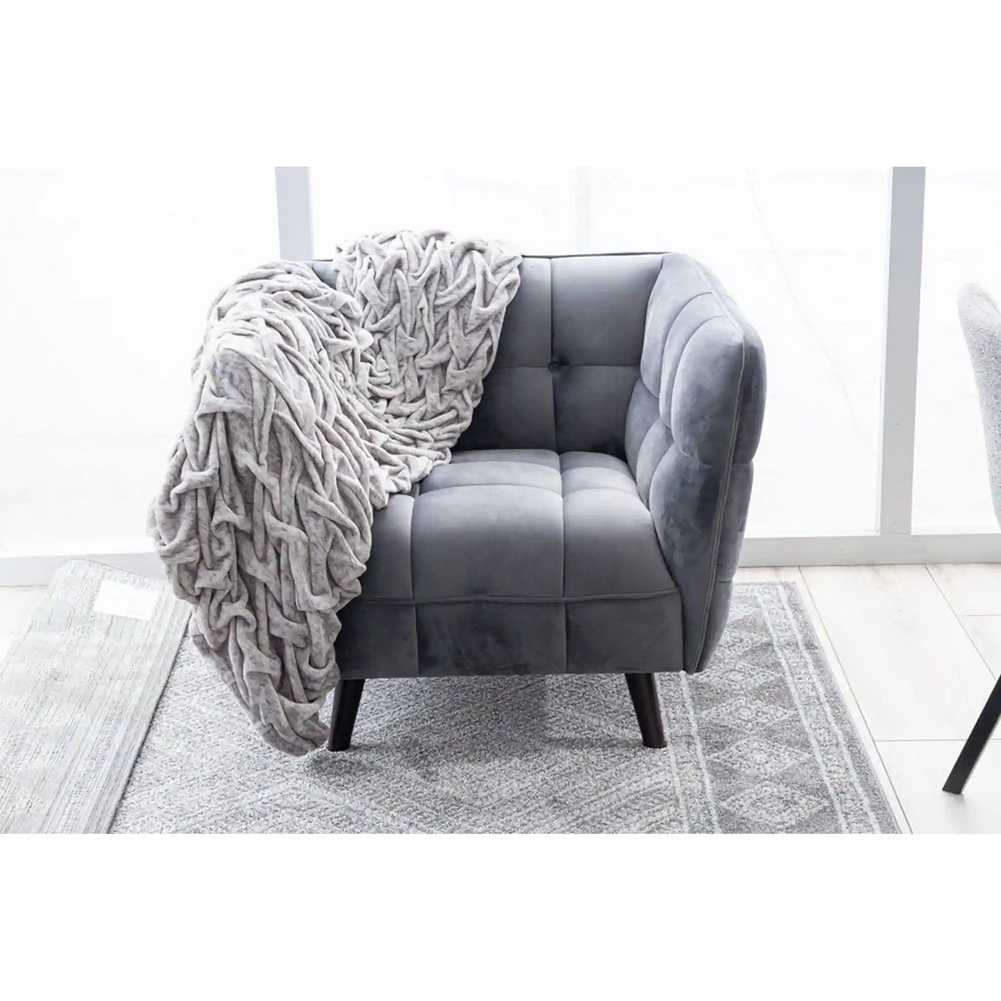 Fotoliu CASTELLO, stofa catifelata gri - Bluvel 14, 92x85x78 cm