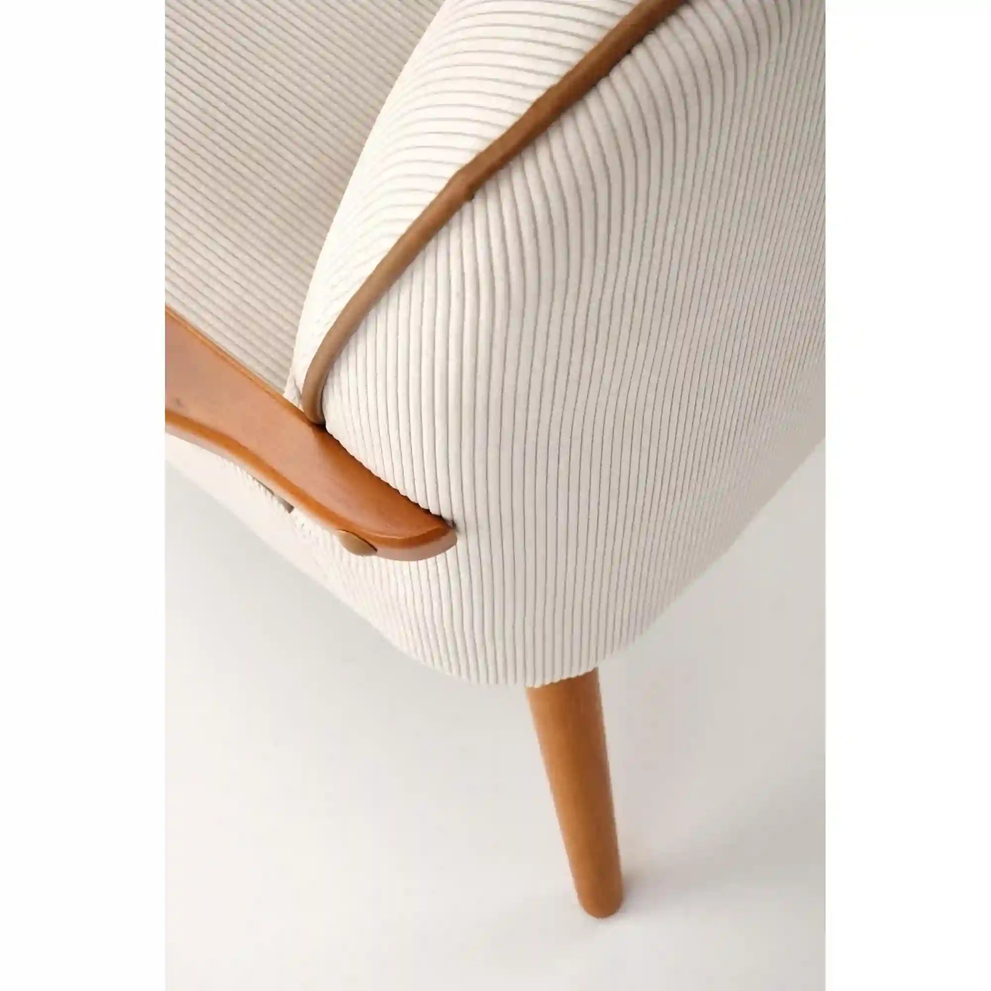 Fotoliu PASTORE, bej deschis/nuc deschis, stofa/lemn, 66x69x76 cm