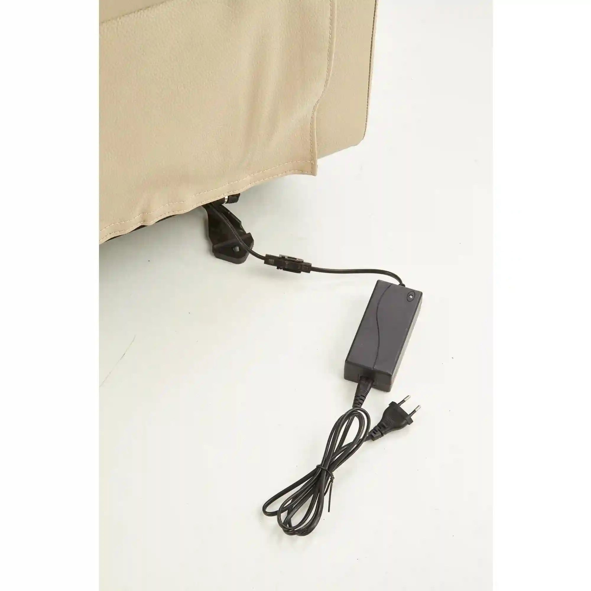 Fotoliu reglabil PARADISE, crem/negru, piele ecologica/metal, 75x94x103 cm