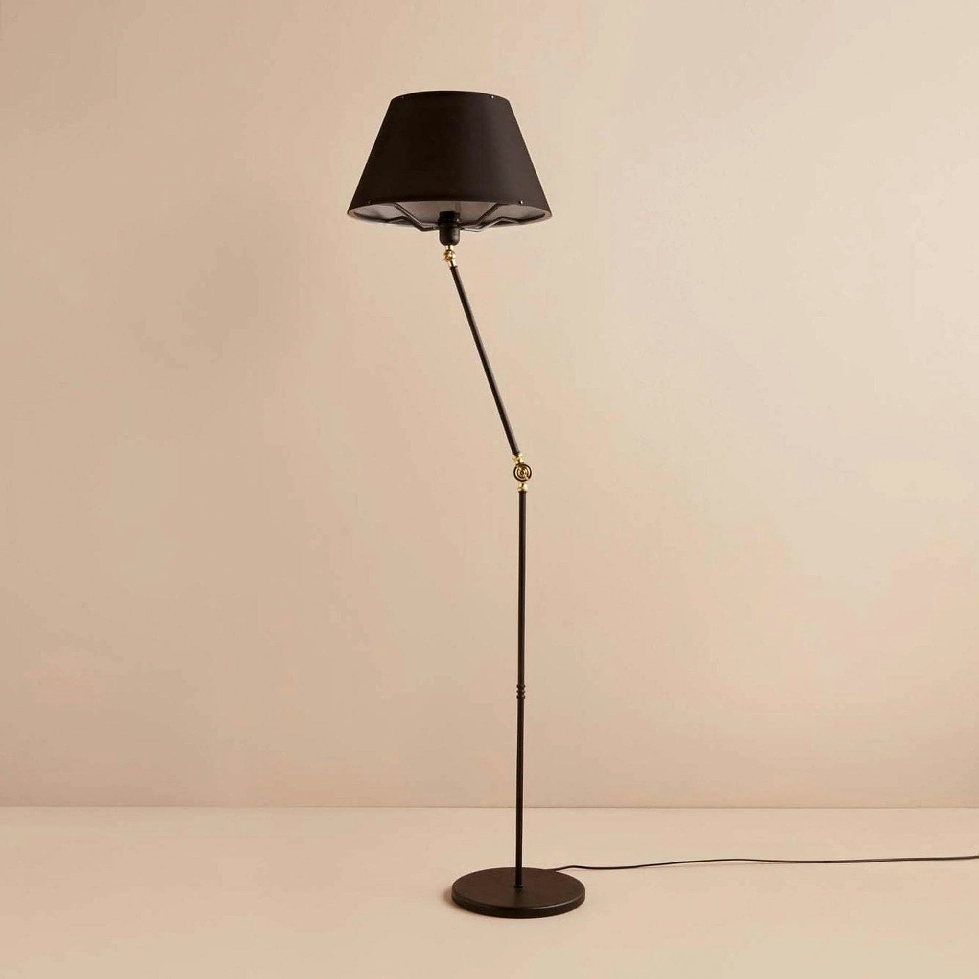 Lampadar AYD-3477, negru, PVC/metal, 38x150 cm