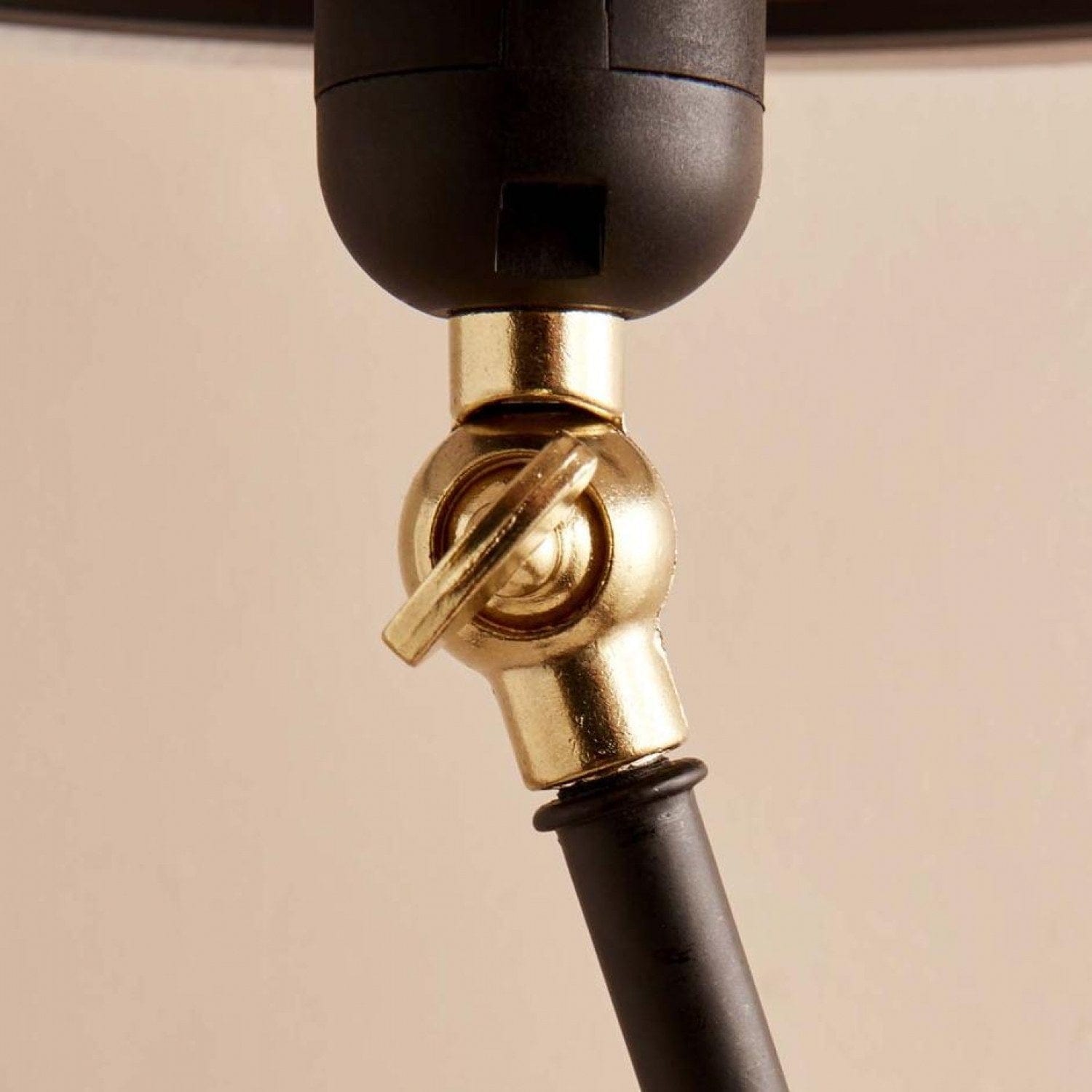 Lampadar AYD-3480, crem/negru, PVC/metal, 38x150 cm