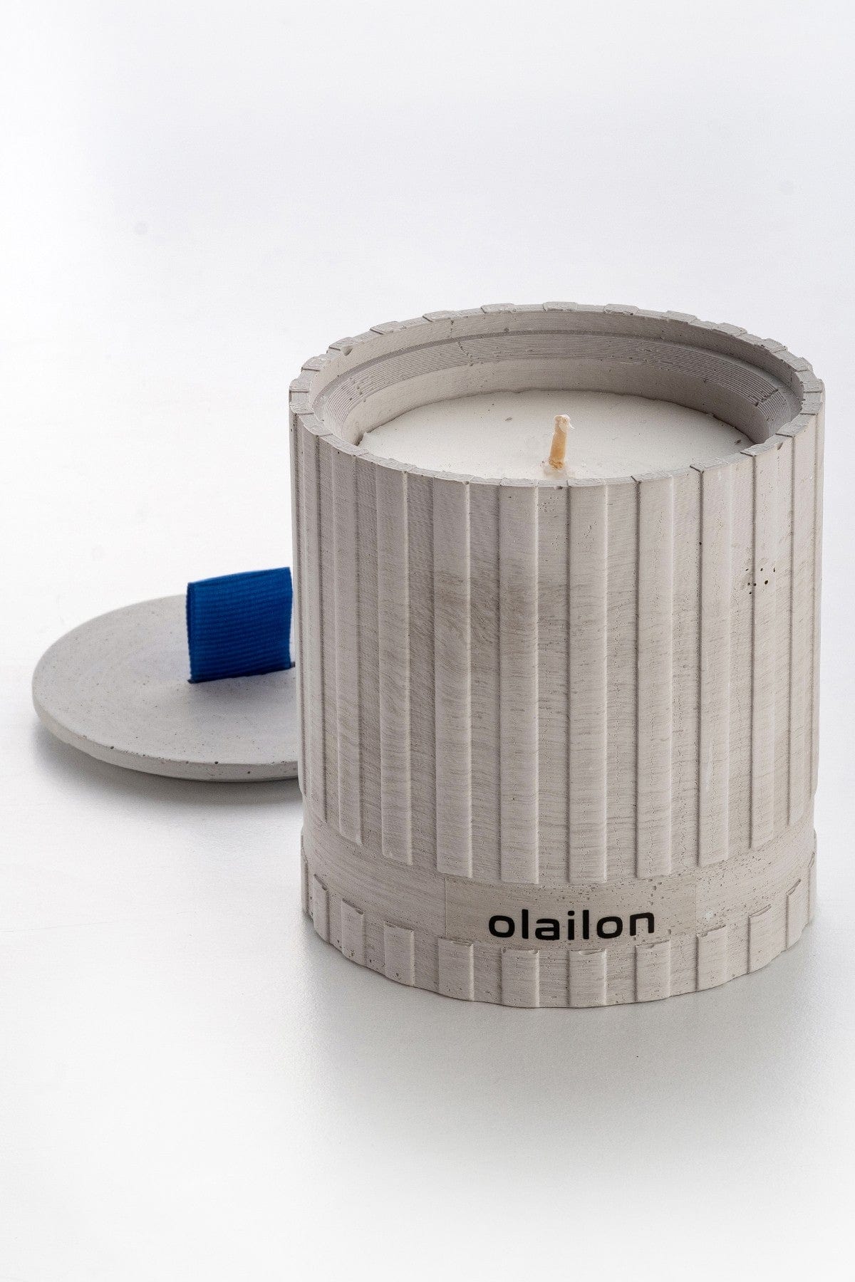 Lumanare SUTUN, gri/albastru, beton/parafina, 8x9 cm