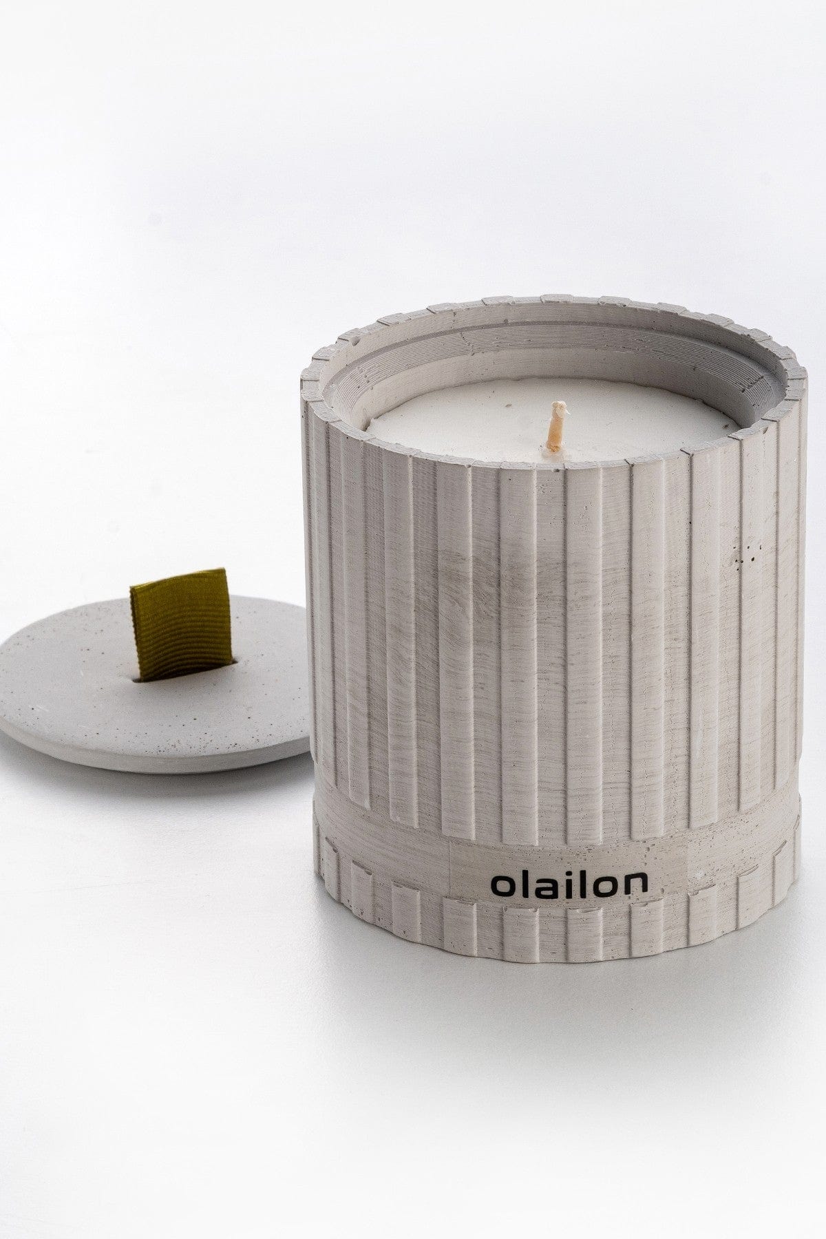 Lumanare SUTUN, gri/maro, beton/parafina, 8x9 cm