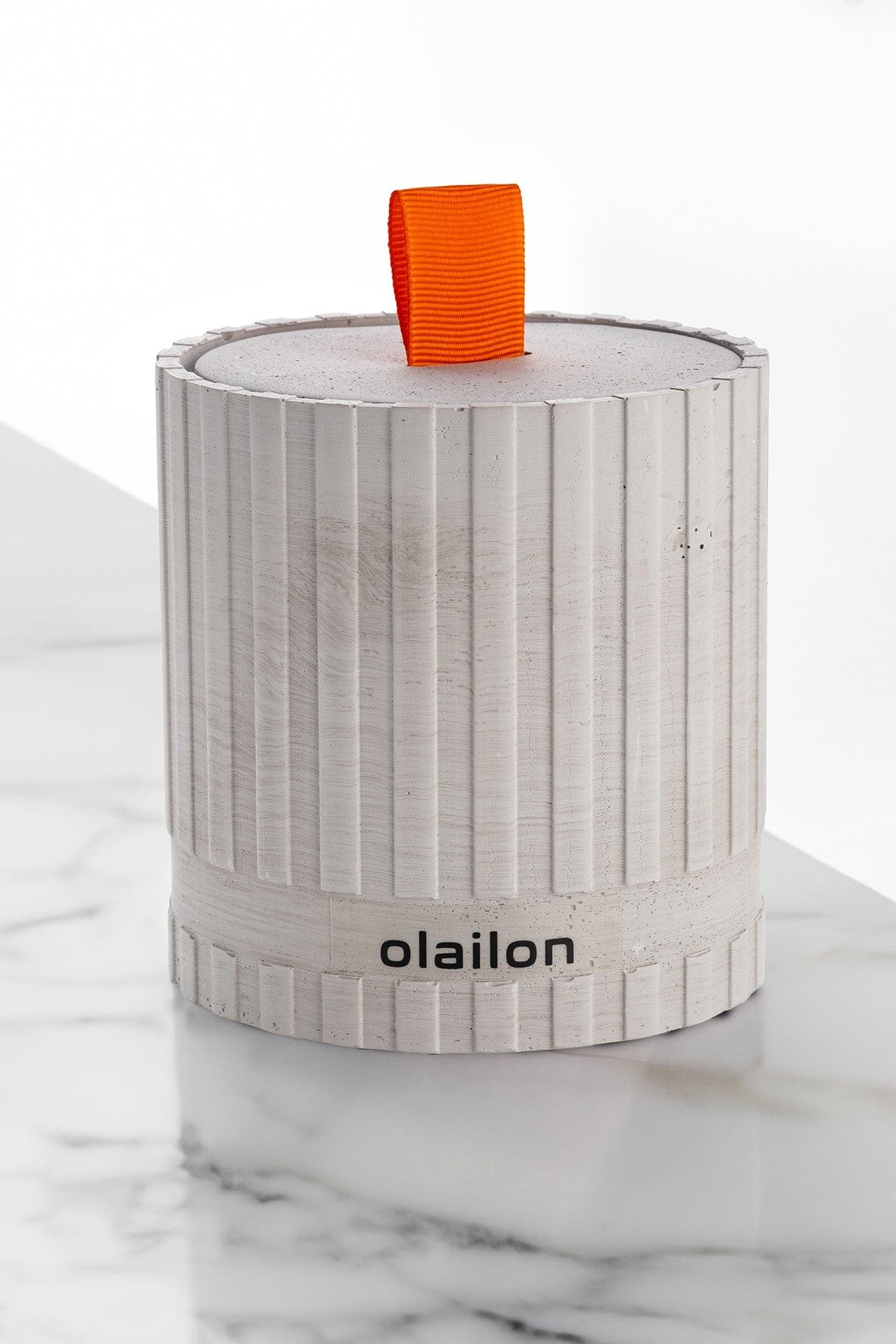 Lumanare SUTUN, gri/portocaliu, beton/parafina, 8x9 cm