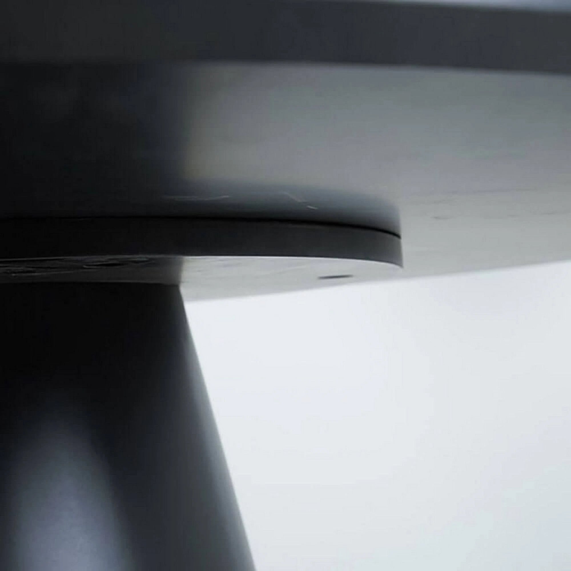 Masa ANGEL, gri inchis/negru, 120x120x76 cm