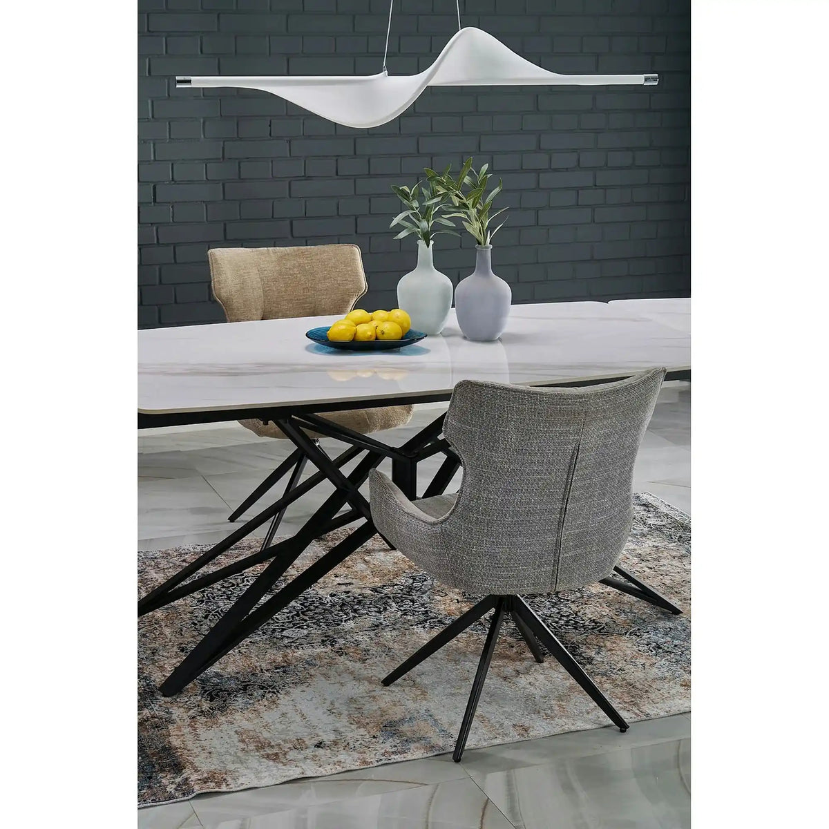 Masa extensibila ALFREDO, alb cu efect de marmura/negru, piatra sinterizata/otel, 160-240x91x76 cm