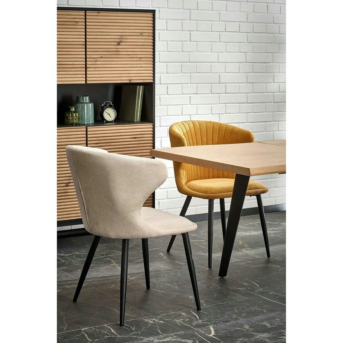Masa extensibila bucatarie DICKSON, stejar miere/negru, 150/210x90x75 cm