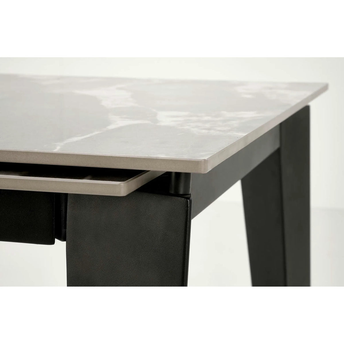 Masa extensibila FELIX, gri cu efect de marmura/negru, piatra sinterizata/metal, 141-201x81x76 cm