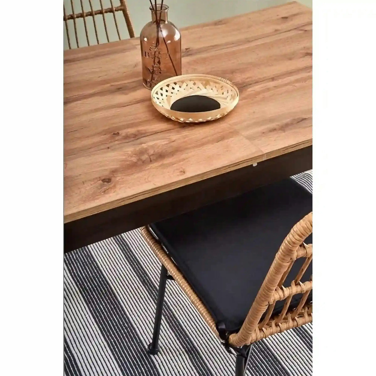 Masa extensibila GREG, stejar/negru, PAL, 124/168x74x75 cm