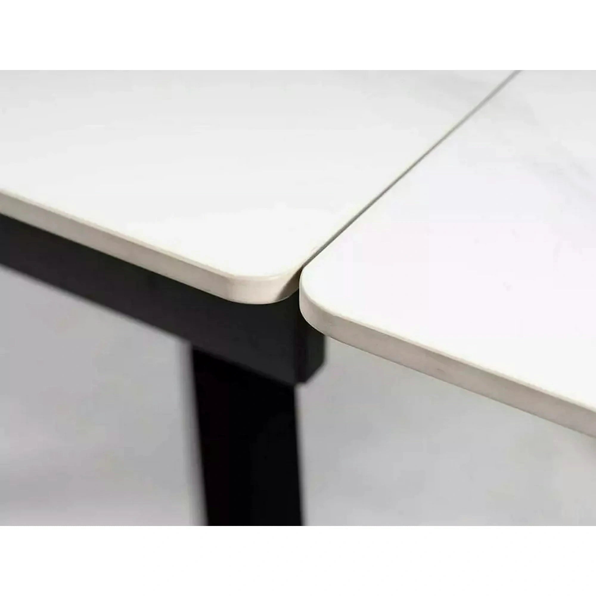 Masa extensibila JOHN, crem cu efect de marmura/negru mat, ceramica/metal, 120/180x85x76 cm