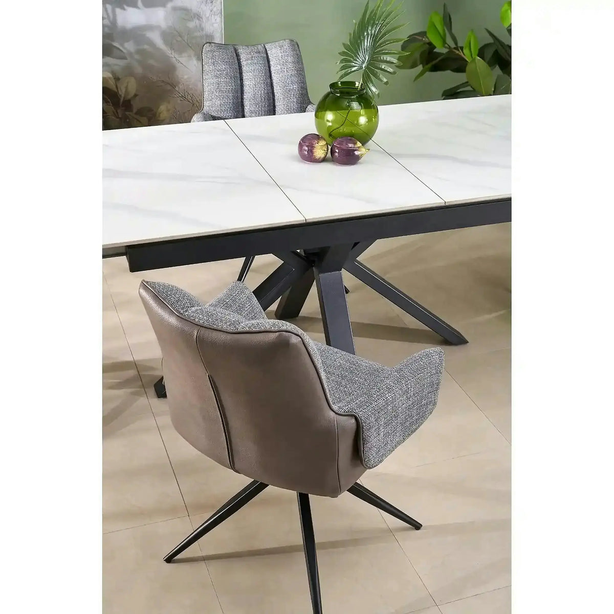 Masa extensibila PLATAN, alb cu efect de marmura/negru, piatra sinterizata/otel, 140/180x85x76 cm