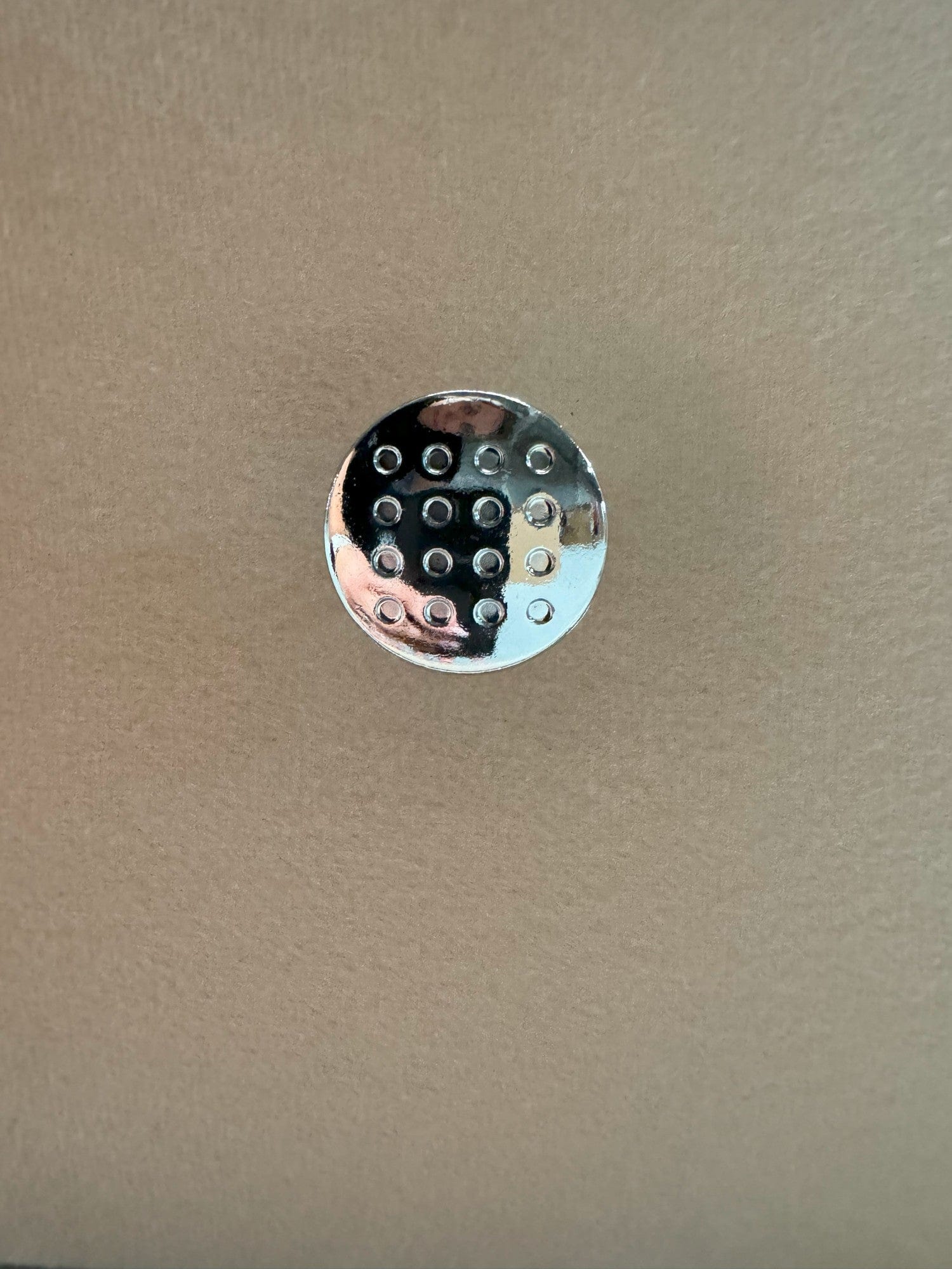 Noptiera VOLO, stofa catifelata crem - Luna 21, 45x41x50 cm