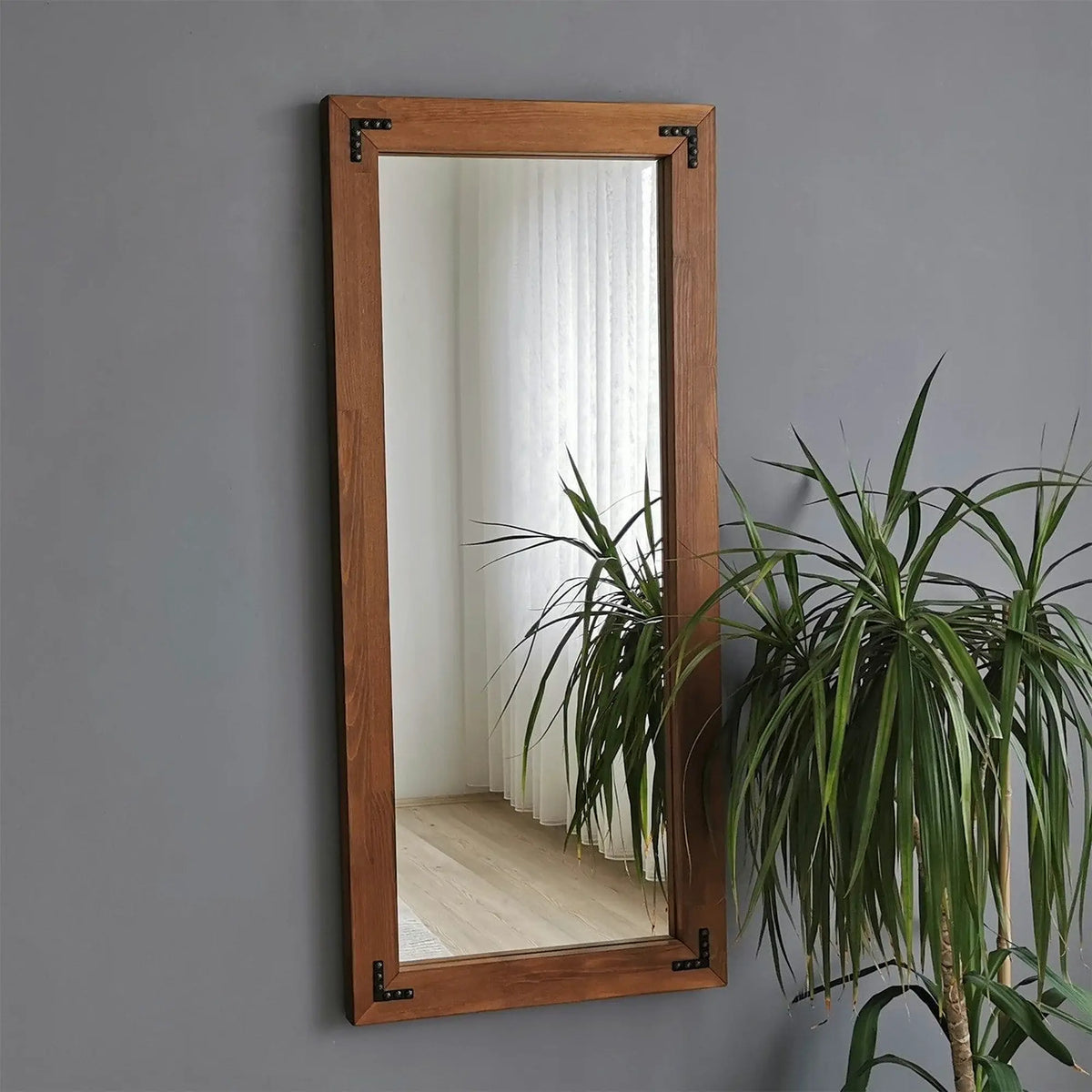 Oglinda 50110CV, nuc, lemn, 50x110 cm
