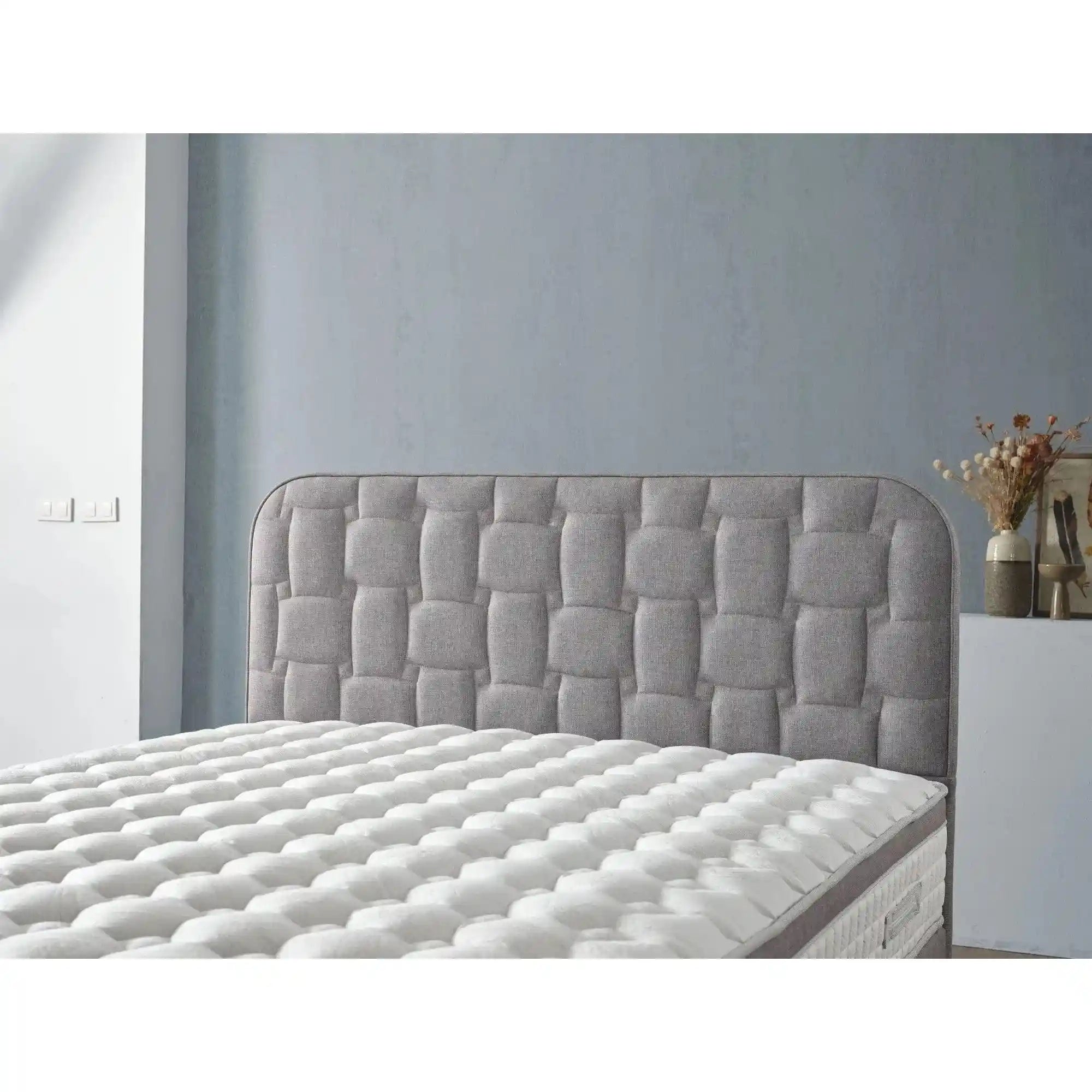 Pat INFINITY 160x200, stofa clasica gri - Linum 660, cu somiera si spatiu depozitare