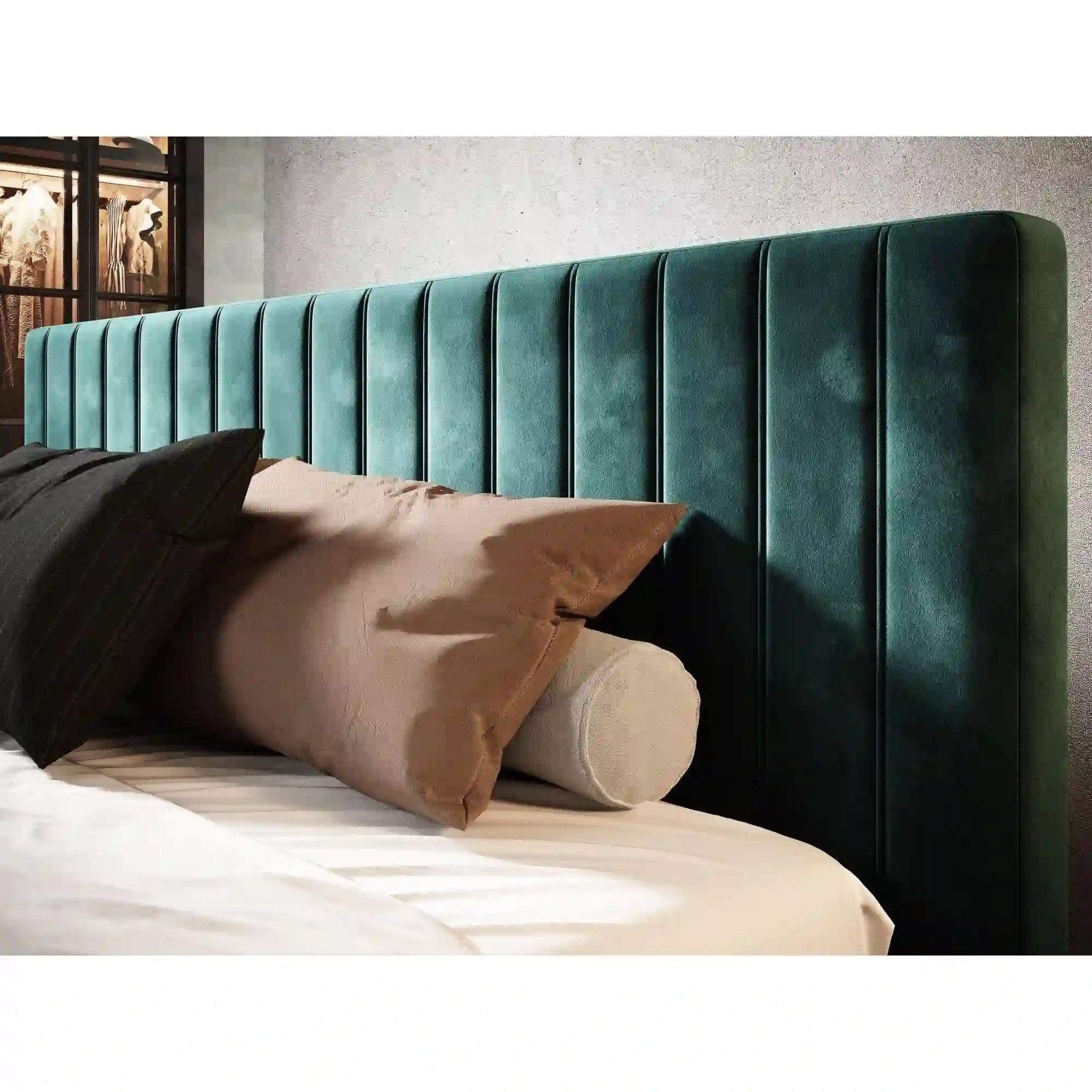 Pat MAGGIE SR 140x200, personalizabil materiale gama Premium, cu suport saltea si sistem de reglare