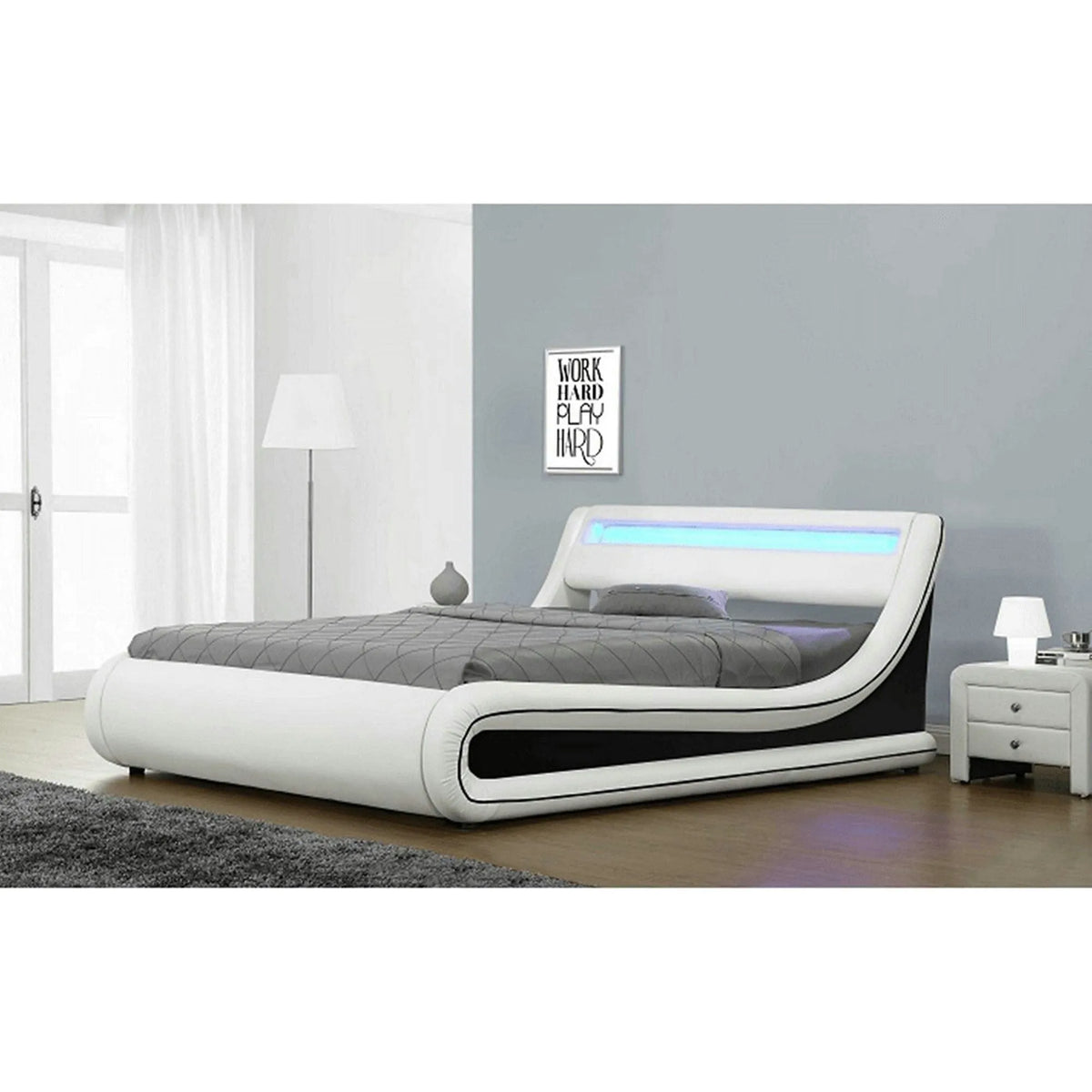 Pat MANILA NEW 160x200, alb/negru, PAL/piele ecologica, cu iluminare LED RGB, cu somiera si lada pentru depozitare