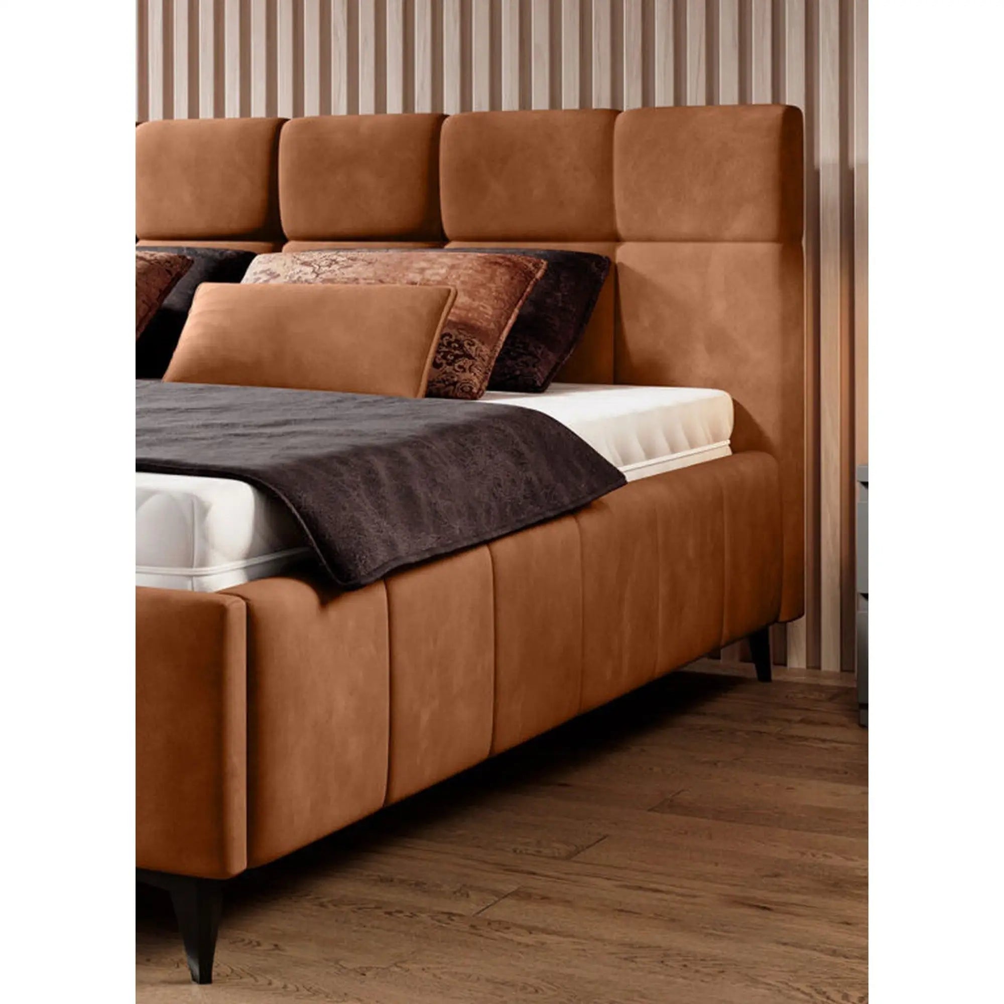 Pat NAOMI SR 140x200, personalizabil materiale gama Premium, somiera metalica si sistem de reglare