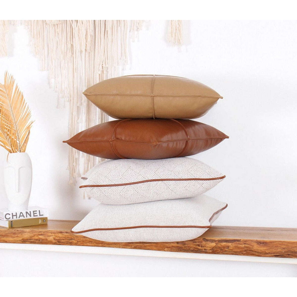 Perna 210FLF1116, maro, piele ecologica, 50x50 cm