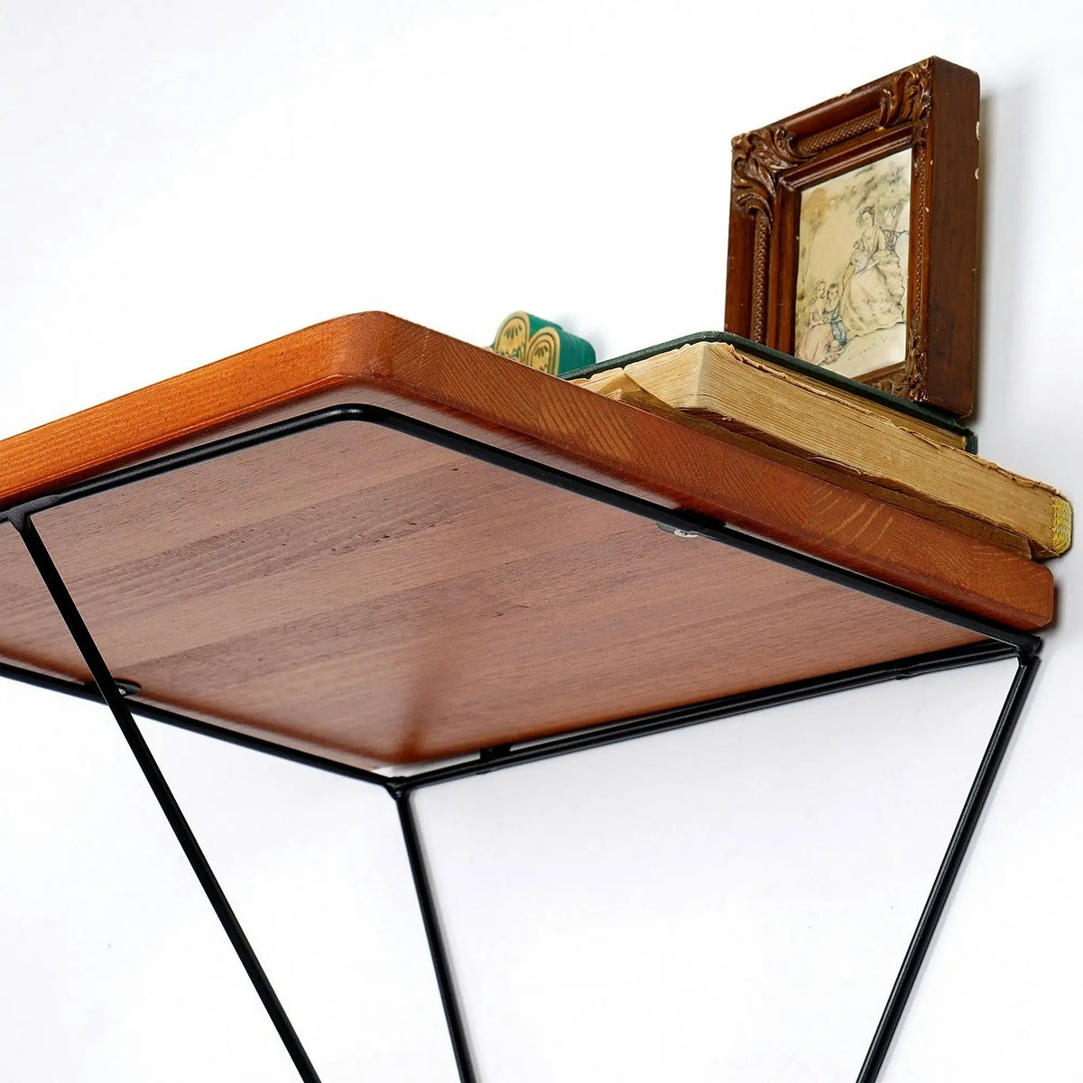 Polita WR037, cires/negru, lemn/metal, 33x28x33 cm