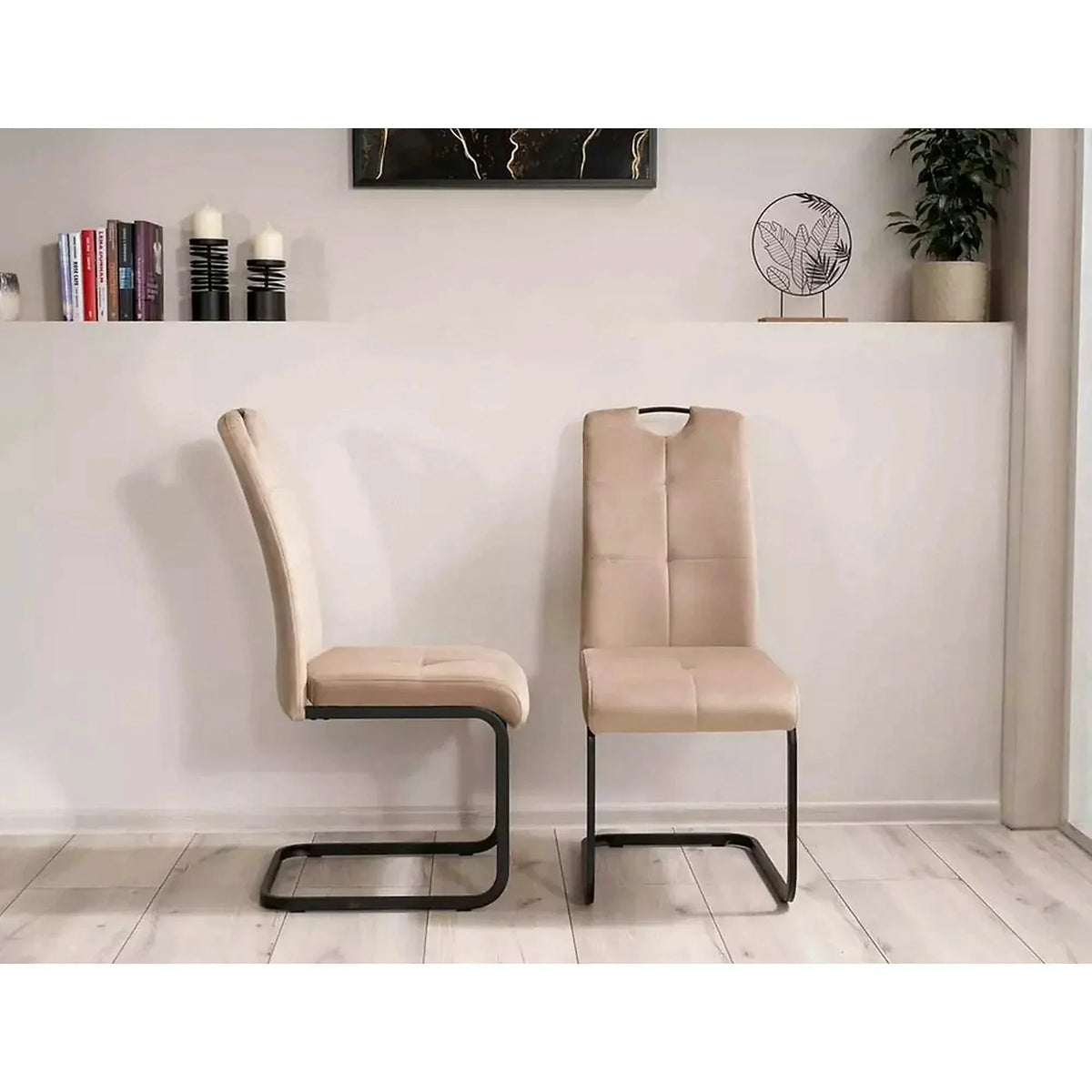 Scaun AXO, bej/negru, stofa catifelata/metal, 43x47x101 cm