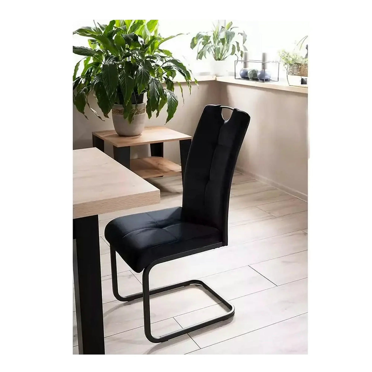 Scaun AXO, negru, stofa catifelata/metal, 43x47x101 cm