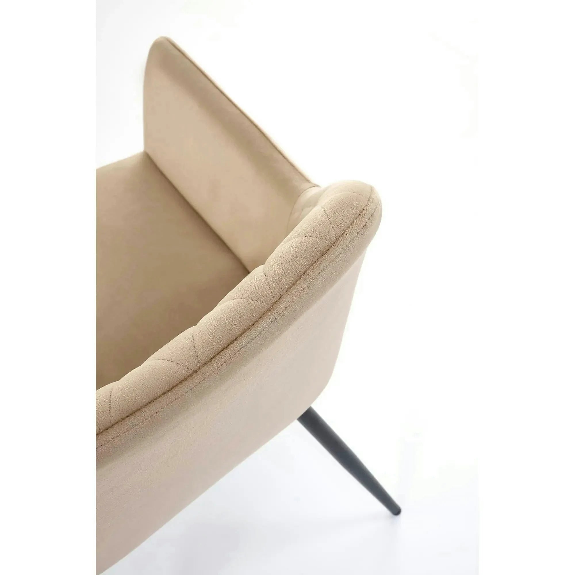 Scaun bej tapitat K558, bej/negru, stofa catifelata/metal, 59x60x86 cm