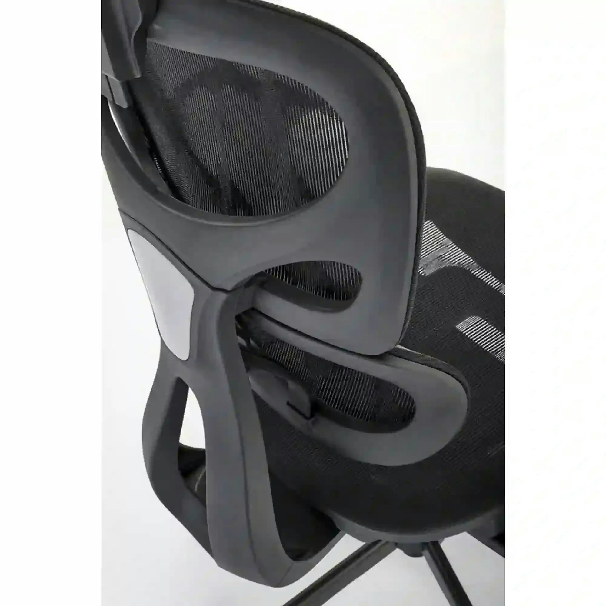 Scaun birou GOTARD, negru, stofa clasica, tetiera/cotiere reglabile, 71x75x114 cm