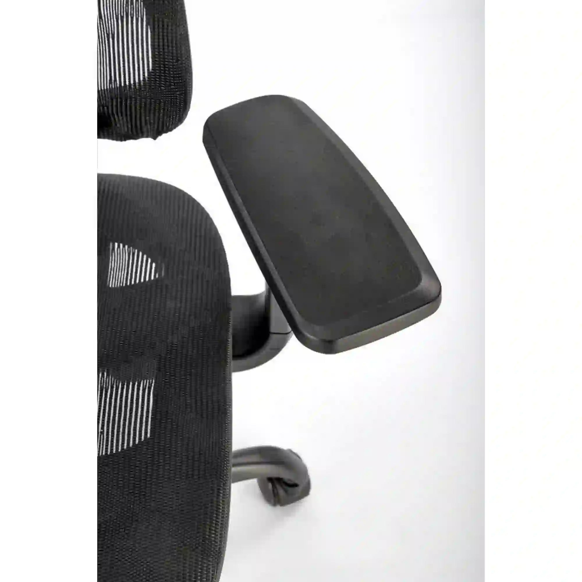 Scaun birou GOTARD, negru, stofa clasica, tetiera/cotiere reglabile, 71x75x114 cm