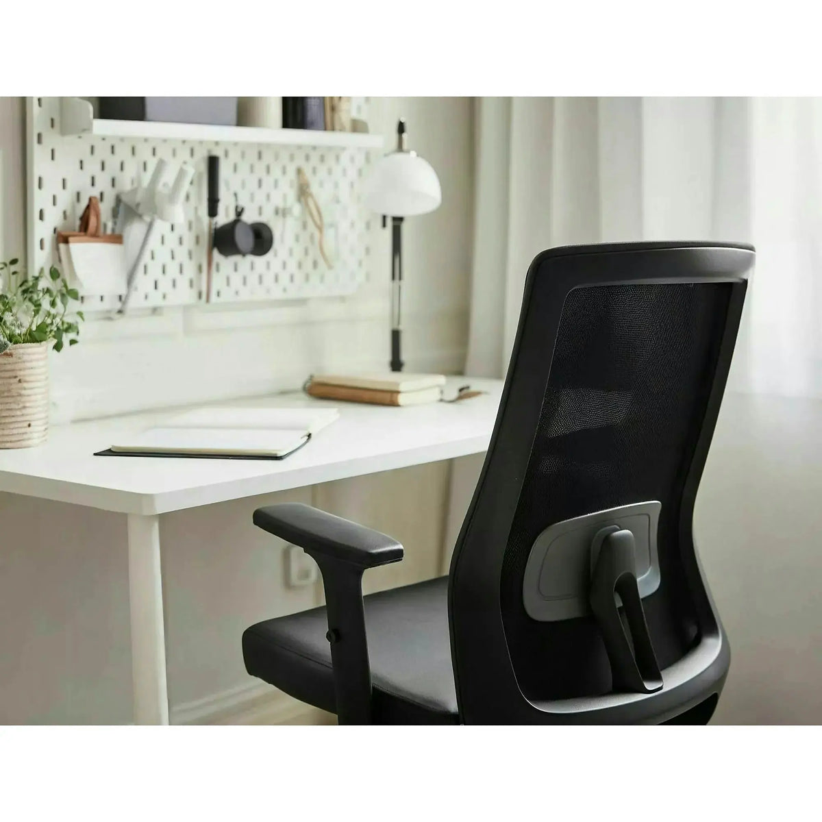 Scaun birou Q-085, negru, piele ecologică, 64x44x100 cm
