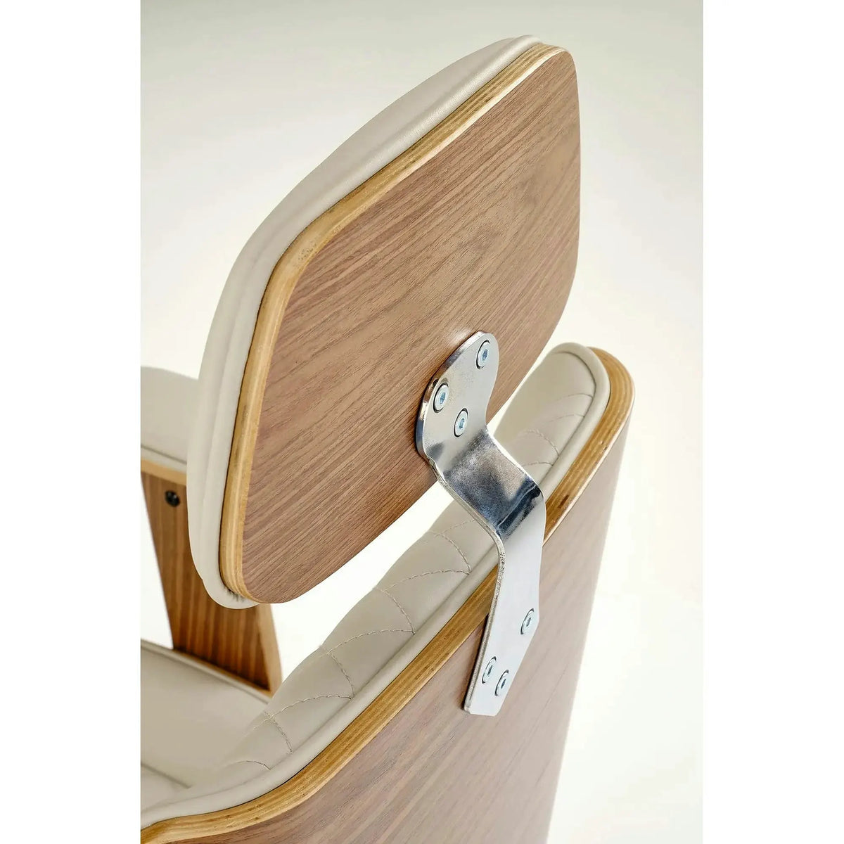 Scaun birou TIMBER, nuc/bej, piele ecologica/placaj indoit, 72x68x114/122 cm